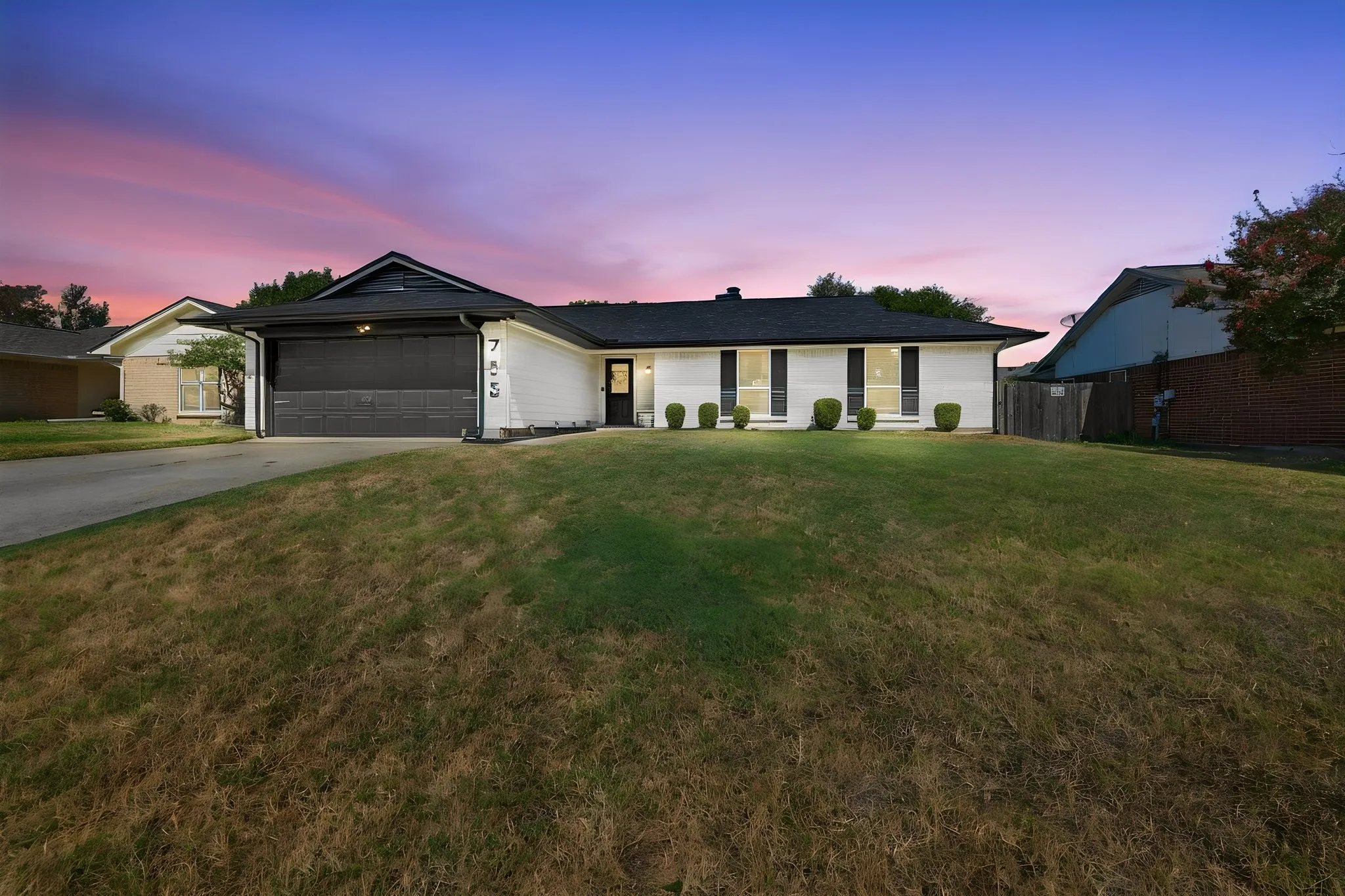 Single Family Residence For Sale in Tarrant County , 733 Montvale Drive, Mansfield, Texas 76063, 3 Bedroom, 2 Bathroom, 2 Garage spaces, 1,666 Sqft, built in 1983, mls#21386229, Real Estate Agent in Mansfield, Homes For Sale in Tarrant county, Homes For Sale in Mansfield, Realtor in Mansfield Texas, Real Estate Brokerage Independent Realty Texas, Luminita Cordes Realtor