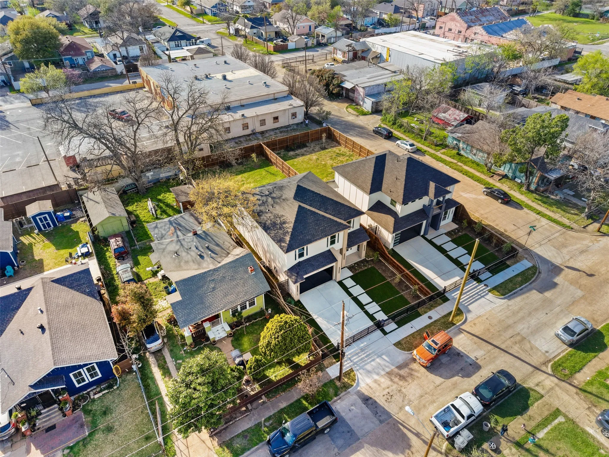 Single Family Residence For Sale in Dallas County , 707 Buckalew Street, Dallas, Texas 75208, 5 Bedroom, 3 Bathroom, 2 Garage spaces, 2,800 Sqft, built in 2026, mls#21386582, Real Estate Agent in Dallas, Homes For Sale in Dallas county, Homes For Sale in Dallas, Realtor in Dallas Texas, Real Estate Brokerage Independent Realty Texas, Luminita Cordes Realtor