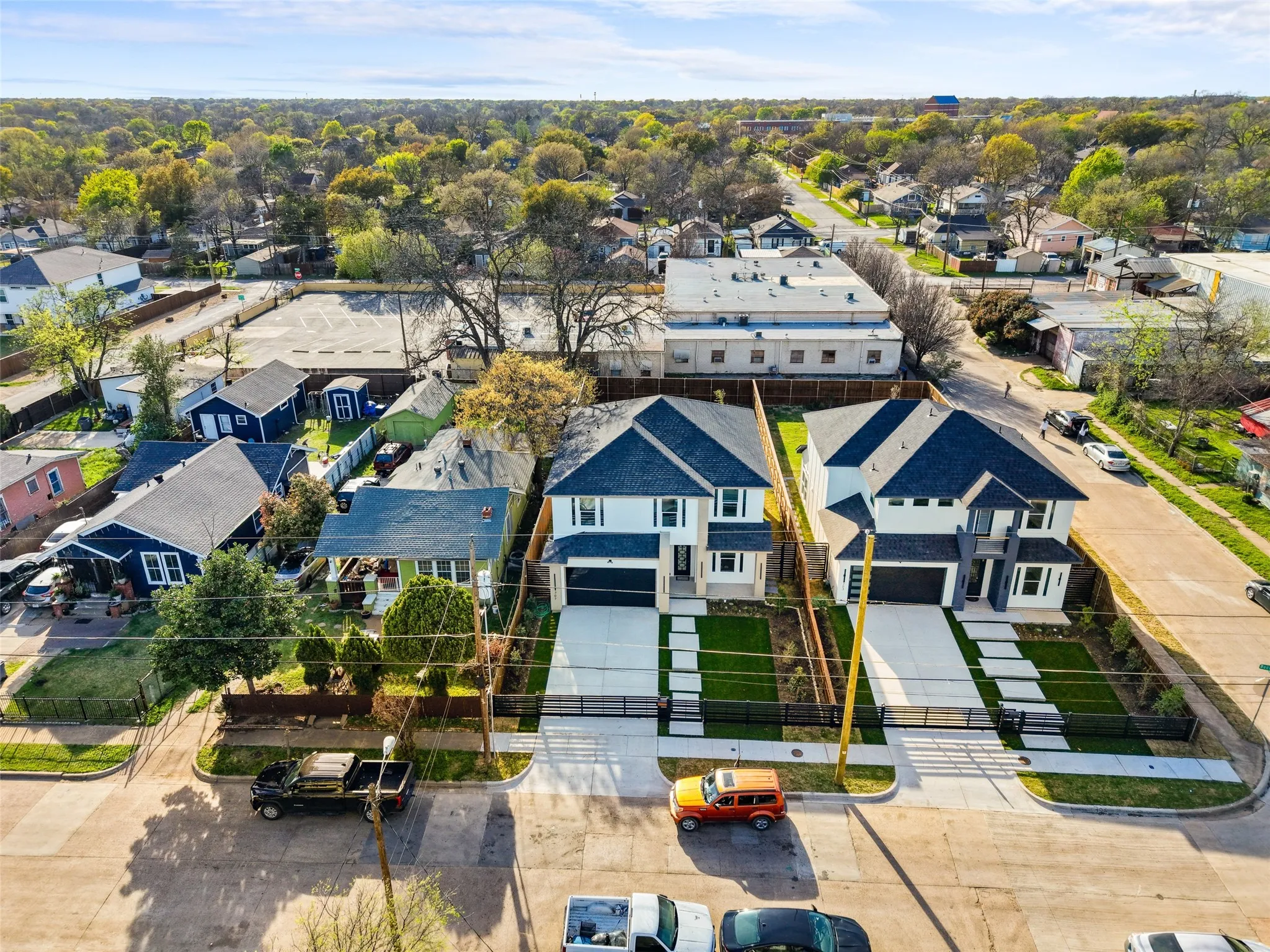 Single Family Residence For Sale in Dallas County , 707 Buckalew Street, Dallas, Texas 75208, 5 Bedroom, 3 Bathroom, 2 Garage spaces, 2,800 Sqft, built in 2026, mls#21386582, Real Estate Agent in Dallas, Homes For Sale in Dallas county, Homes For Sale in Dallas, Realtor in Dallas Texas, Real Estate Brokerage Independent Realty Texas, Luminita Cordes Realtor