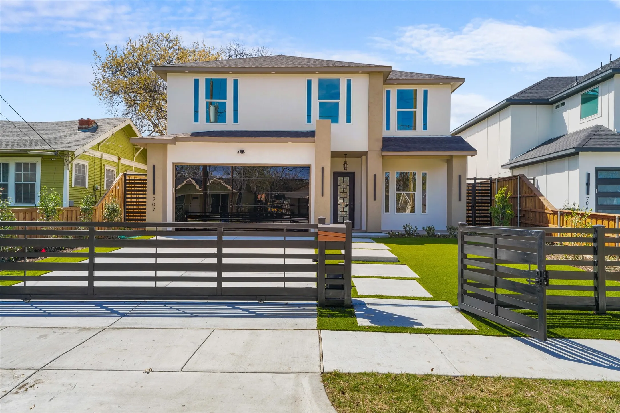 Single Family Residence For Sale in Dallas County , 707 Buckalew Street, Dallas, Texas 75208, 5 Bedroom, 3 Bathroom, 2 Garage spaces, 2,800 Sqft, built in 2026, mls#21386582, Real Estate Agent in Dallas, Homes For Sale in Dallas county, Homes For Sale in Dallas, Realtor in Dallas Texas, Real Estate Brokerage Independent Realty Texas, Luminita Cordes Realtor