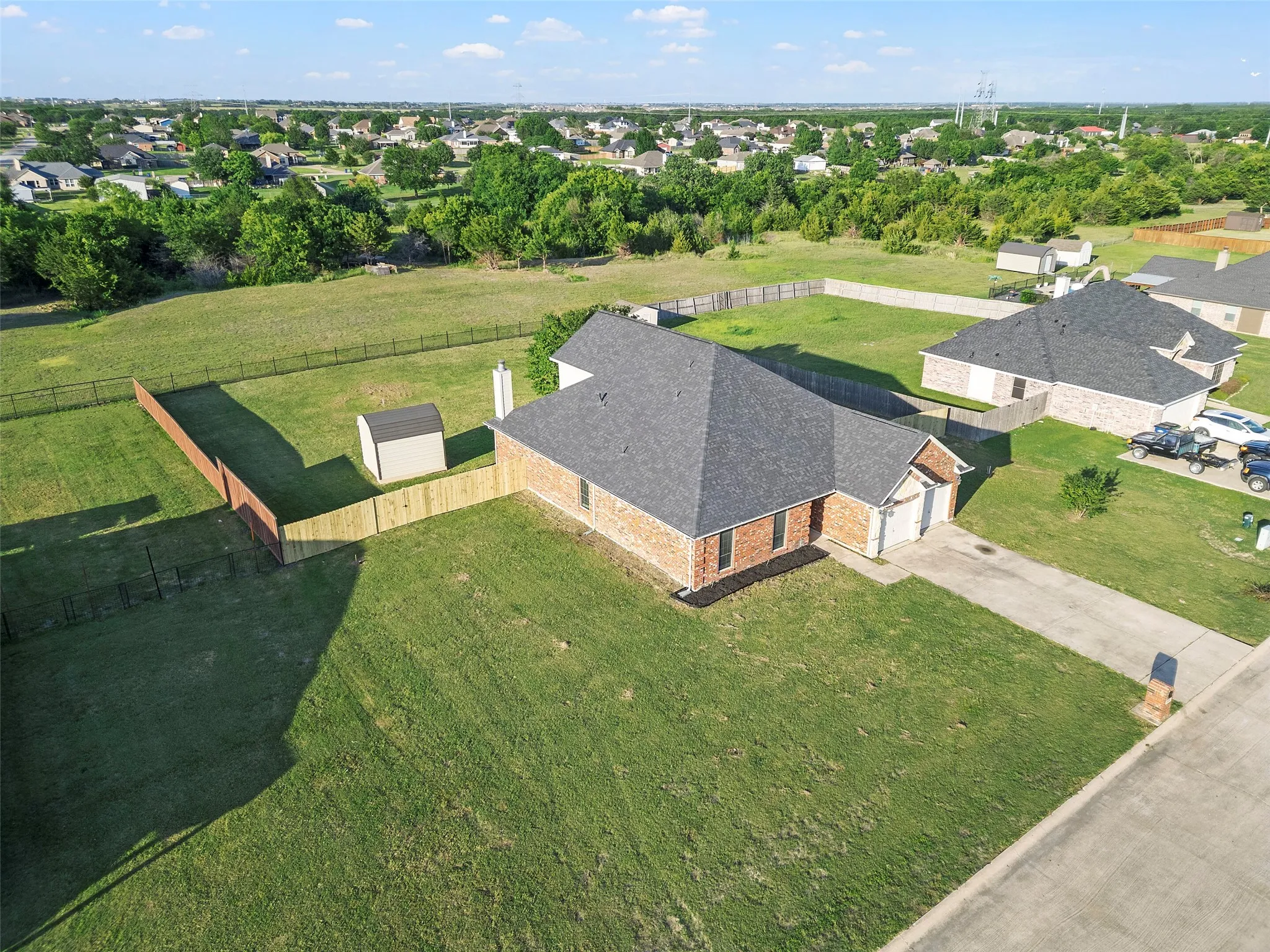 Single Family Residence For Rent in Rockwall County , 105 Southview Drive, Fate, Texas 75189, 4 Bedroom, 2 Bathroom, 2 Garage spaces, 2,846 Sqft, built in 2004, mls#21386601, Real Estate Agent in Fate, Homes For Rent in Rockwall county, Homes For Rent in Fate, Realtor in Fate Texas, Real Estate Brokerage Independent Realty Texas, Luminita Cordes Realtor