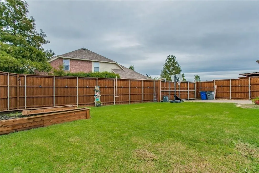 Single Family Residence For Rent in Collin County , 208 N Arbor Ridge Drive, Allen, Texas 75002, 4 Bedroom, 3 Bathroom, 2 Garage spaces, 2,640 Sqft, built in 2002, mls#21385550, Real Estate Agent in Allen, Homes For Rent in Collin county, Homes For Rent in Allen, Realtor in Allen Texas, Real Estate Brokerage Independent Realty Texas, Luminita Cordes Realtor