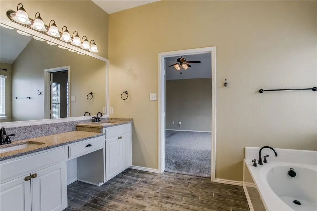 Single Family Residence For Rent in Collin County , 208 N Arbor Ridge Drive, Allen, Texas 75002, 4 Bedroom, 3 Bathroom, 2 Garage spaces, 2,640 Sqft, built in 2002, mls#21385550, Real Estate Agent in Allen, Homes For Rent in Collin county, Homes For Rent in Allen, Realtor in Allen Texas, Real Estate Brokerage Independent Realty Texas, Luminita Cordes Realtor
