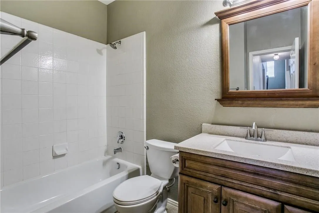 Single Family Residence For Rent in Collin County , 208 N Arbor Ridge Drive, Allen, Texas 75002, 4 Bedroom, 3 Bathroom, 2 Garage spaces, 2,640 Sqft, built in 2002, mls#21385550, Real Estate Agent in Allen, Homes For Rent in Collin county, Homes For Rent in Allen, Realtor in Allen Texas, Real Estate Brokerage Independent Realty Texas, Luminita Cordes Realtor