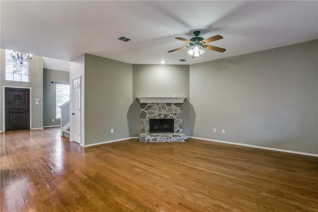 Single Family Residence For Rent in Collin County , 208 N Arbor Ridge Drive, Allen, Texas 75002, 4 Bedroom, 3 Bathroom, 2 Garage spaces, 2,640 Sqft, built in 2002, mls#21385550, Real Estate Agent in Allen, Homes For Rent in Collin county, Homes For Rent in Allen, Realtor in Allen Texas, Real Estate Brokerage Independent Realty Texas, Luminita Cordes Realtor