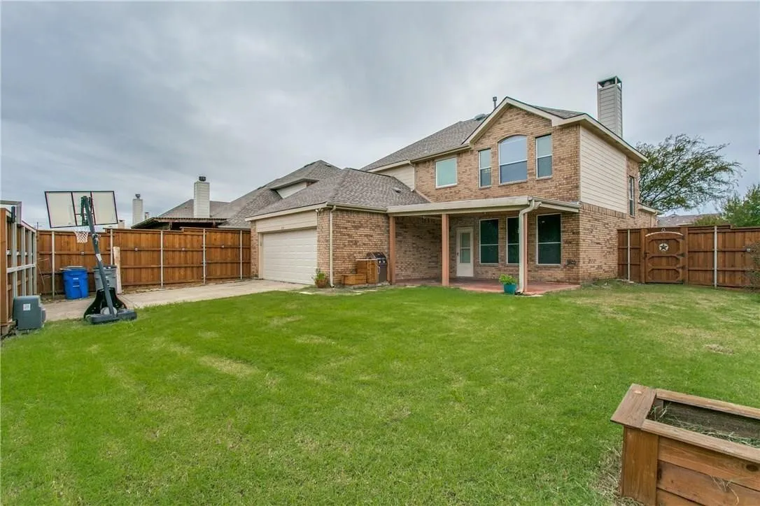 Single Family Residence For Rent in Collin County , 208 N Arbor Ridge Drive, Allen, Texas 75002, 4 Bedroom, 3 Bathroom, 2 Garage spaces, 2,640 Sqft, built in 2002, mls#21385550, Real Estate Agent in Allen, Homes For Rent in Collin county, Homes For Rent in Allen, Realtor in Allen Texas, Real Estate Brokerage Independent Realty Texas, Luminita Cordes Realtor