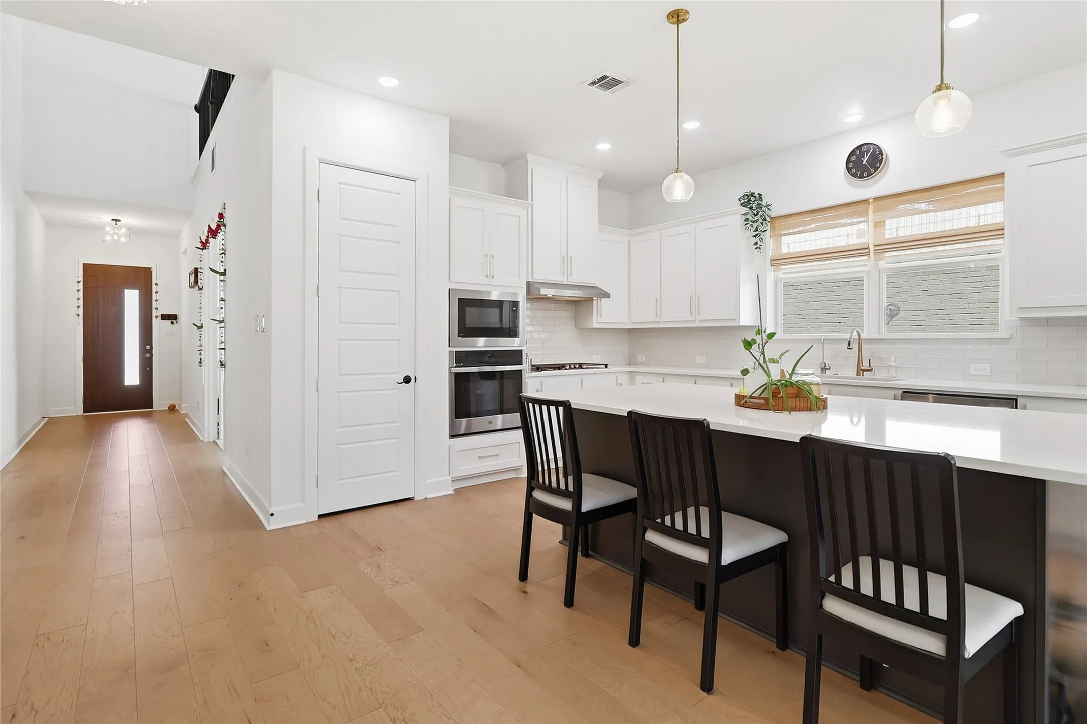 Single Family Residence For Sale in Denton County , 1816 Windy Lane, Argyle, Texas 76226, 4 Bedroom, 5 Bathroom, 3 Garage spaces, 3,516 Sqft, built in 2023, mls#21386610, Real Estate Agent in Argyle, Homes For Sale in Denton county, Homes For Sale in Argyle, Realtor in Argyle Texas, Real Estate Brokerage Independent Realty Texas, Luminita Cordes Realtor