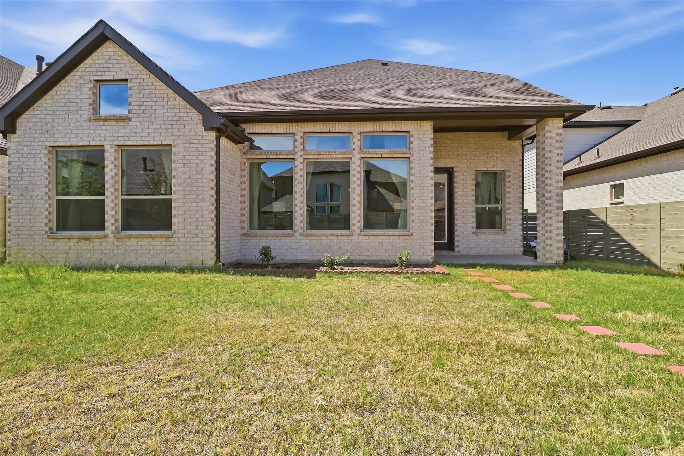 Single Family Residence For Sale in Denton County , 1816 Windy Lane, Argyle, Texas 76226, 4 Bedroom, 5 Bathroom, 3 Garage spaces, 3,516 Sqft, built in 2023, mls#21386610, Real Estate Agent in Argyle, Homes For Sale in Denton county, Homes For Sale in Argyle, Realtor in Argyle Texas, Real Estate Brokerage Independent Realty Texas, Luminita Cordes Realtor