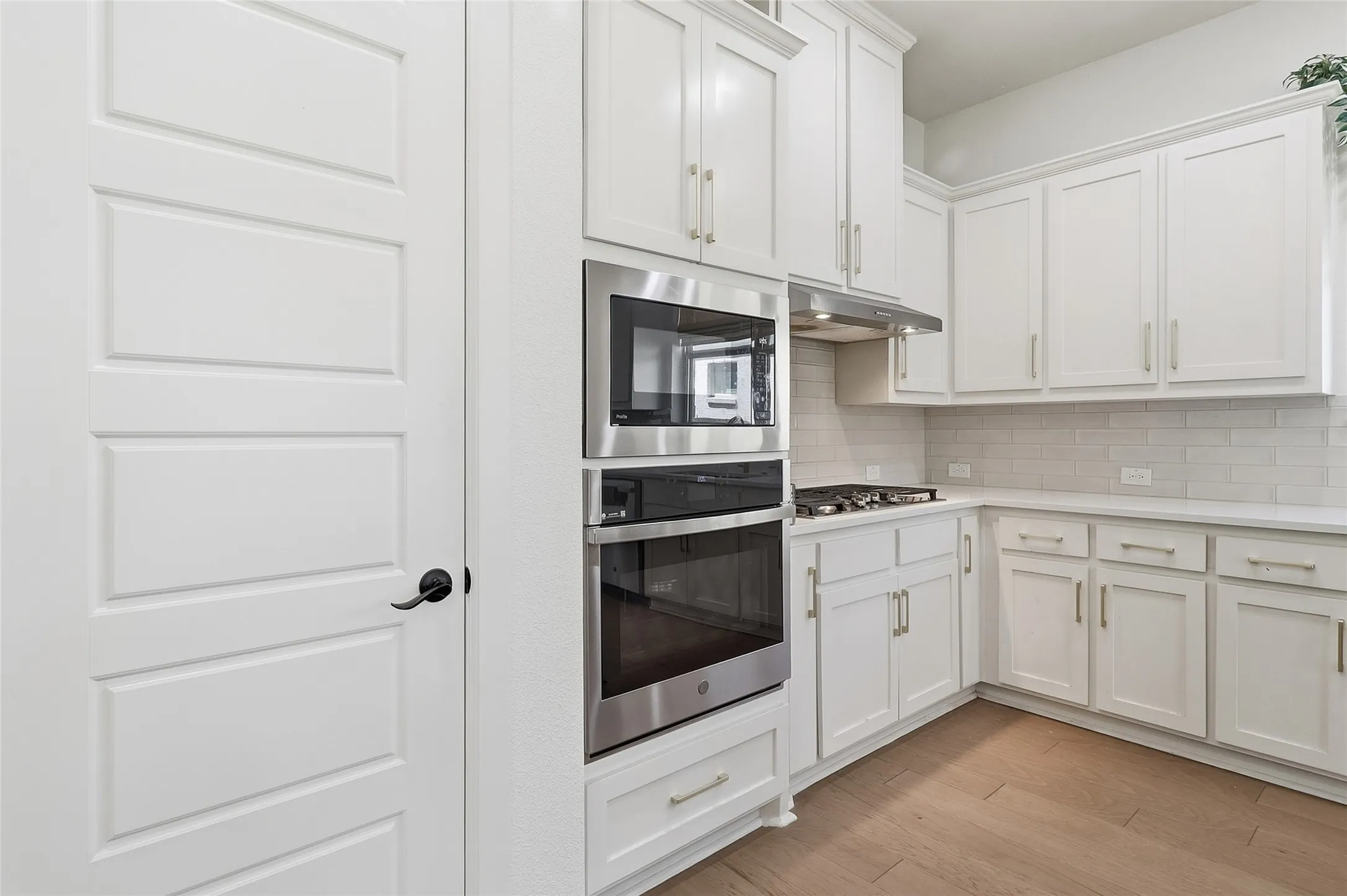 Single Family Residence For Sale in Denton County , 1816 Windy Lane, Argyle, Texas 76226, 4 Bedroom, 5 Bathroom, 3 Garage spaces, 3,516 Sqft, built in 2023, mls#21386610, Real Estate Agent in Argyle, Homes For Sale in Denton county, Homes For Sale in Argyle, Realtor in Argyle Texas, Real Estate Brokerage Independent Realty Texas, Luminita Cordes Realtor