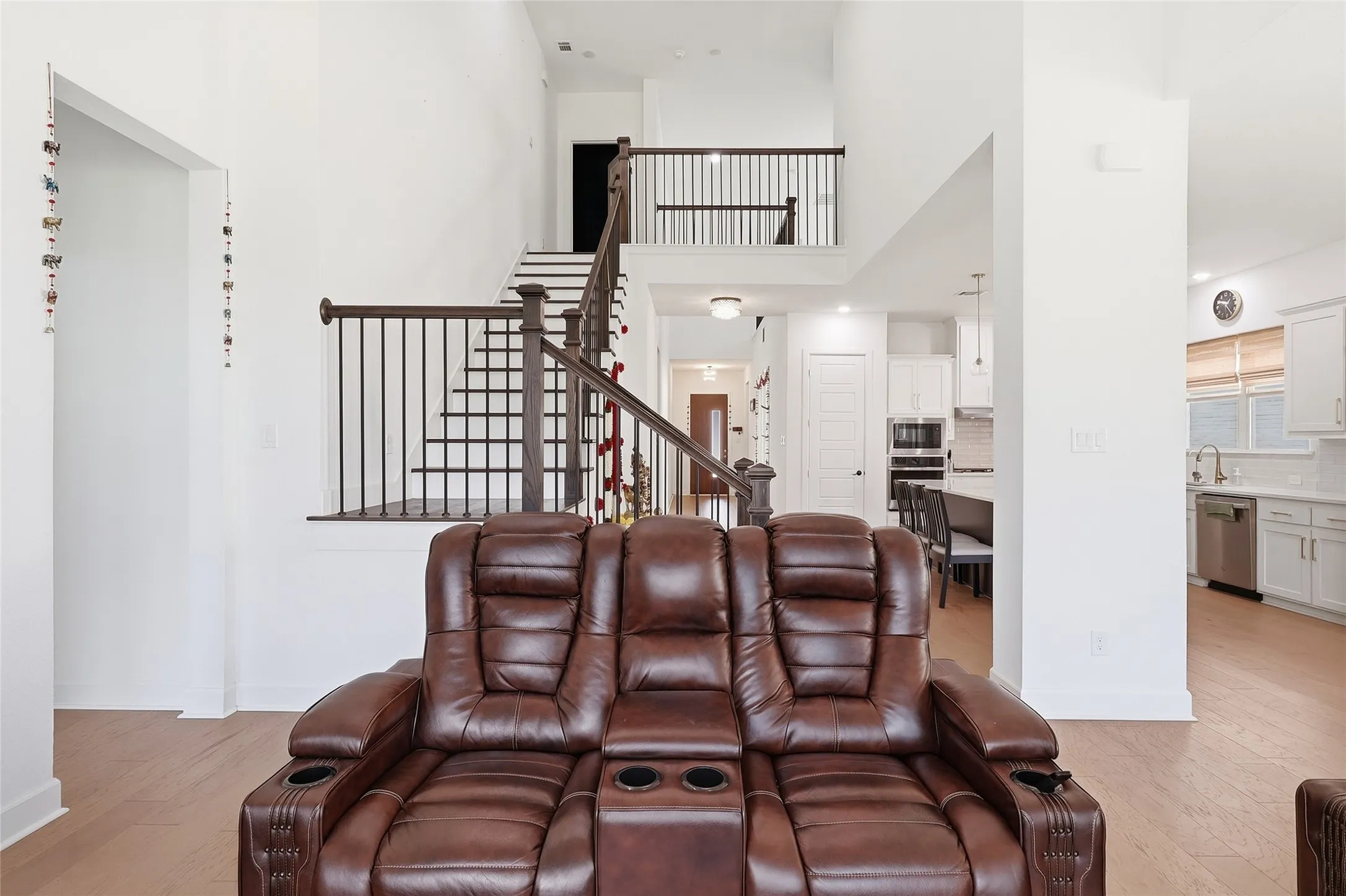 Single Family Residence For Sale in Denton County , 1816 Windy Lane, Argyle, Texas 76226, 4 Bedroom, 5 Bathroom, 3 Garage spaces, 3,516 Sqft, built in 2023, mls#21386610, Real Estate Agent in Argyle, Homes For Sale in Denton county, Homes For Sale in Argyle, Realtor in Argyle Texas, Real Estate Brokerage Independent Realty Texas, Luminita Cordes Realtor