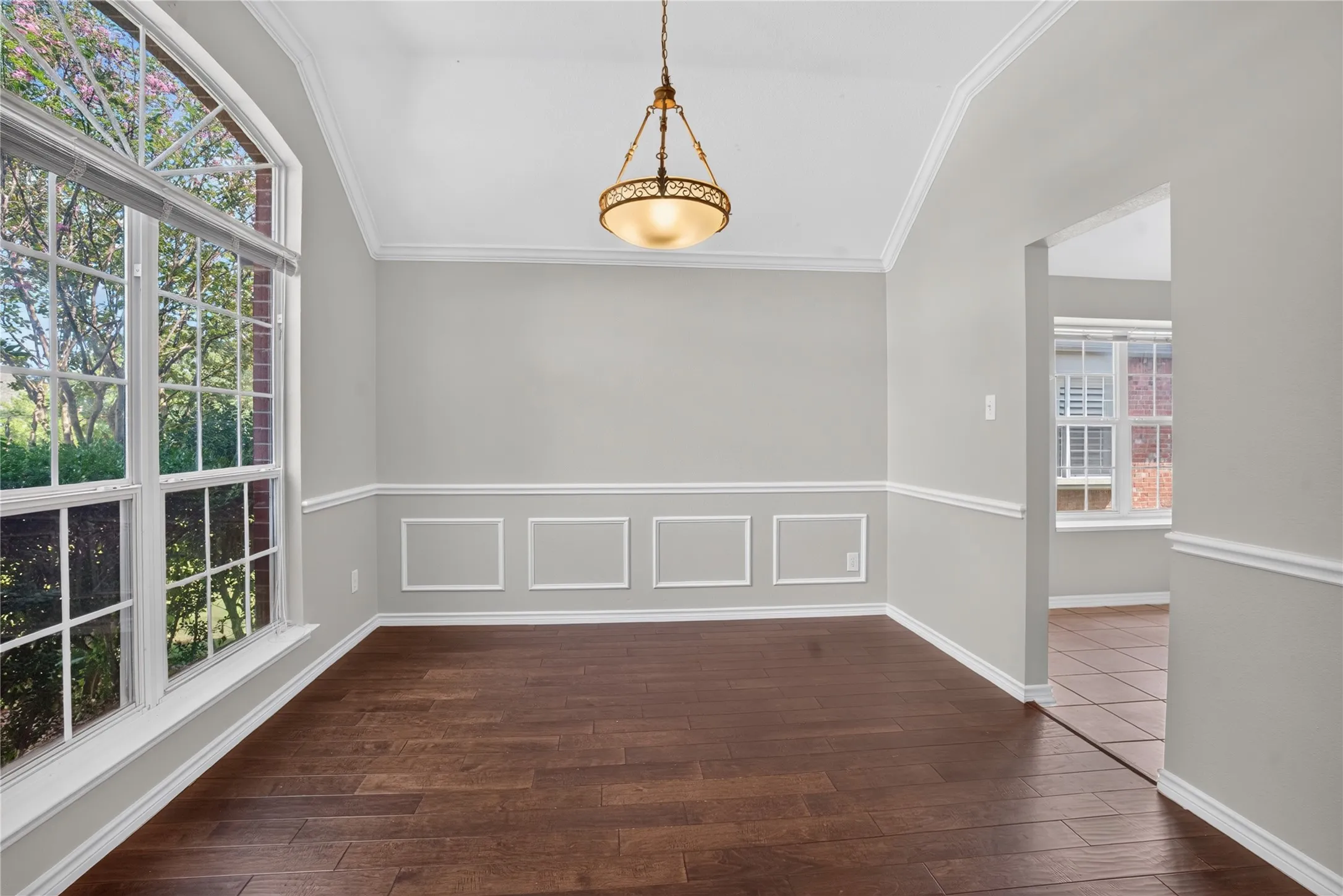 Single Family Residence For Rent in Denton County , 3711 Musketeer Drive, Frisco, Texas 75033, 4 Bedroom, 3 Bathroom, 2 Garage spaces, 2,338 Sqft, built in 2003, mls#21386607, Real Estate Agent in Frisco, Homes For Rent in Denton county, Homes For Rent in Frisco, Realtor in Frisco Texas, Real Estate Brokerage Independent Realty Texas, Luminita Cordes Realtor