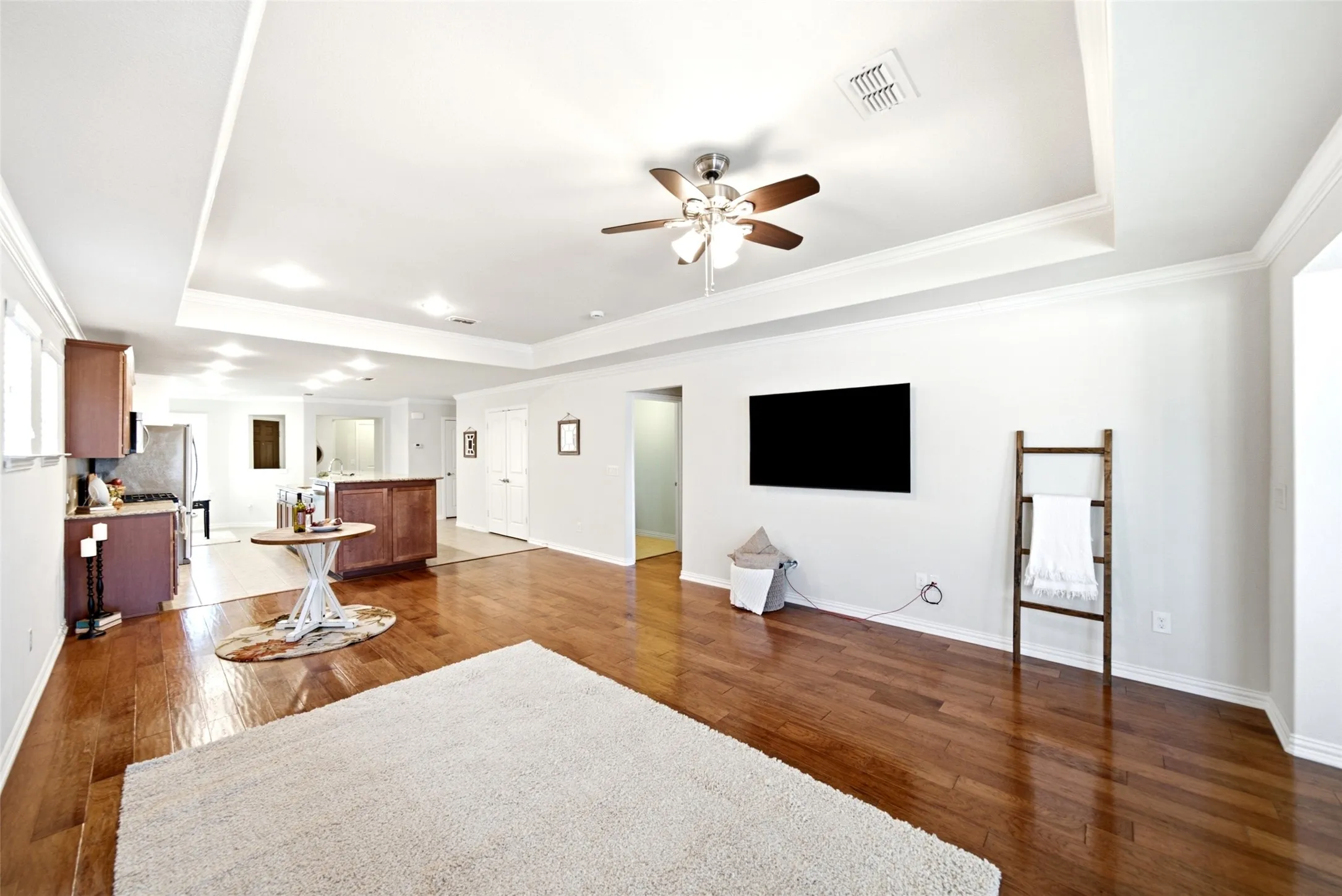 Single Family Residence For Sale in Denton County , 7601 Gulf Breeze Lane, Frisco, Texas 75036, 2 Bedroom, 2 Bathroom, 2 Garage spaces, 1,563 Sqft, built in 2016, mls#21379672, Real Estate Agent in Frisco, Homes For Sale in Denton county, Homes For Sale in Frisco, Realtor in Frisco Texas, Real Estate Brokerage Independent Realty Texas, Luminita Cordes Realtor