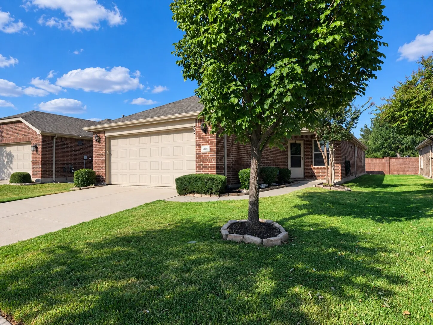 Single Family Residence For Sale in Denton County , 7601 Gulf Breeze Lane, Frisco, Texas 75036, 2 Bedroom, 2 Bathroom, 2 Garage spaces, 1,563 Sqft, built in 2016, mls#21379672, Real Estate Agent in Frisco, Homes For Sale in Denton county, Homes For Sale in Frisco, Realtor in Frisco Texas, Real Estate Brokerage Independent Realty Texas, Luminita Cordes Realtor