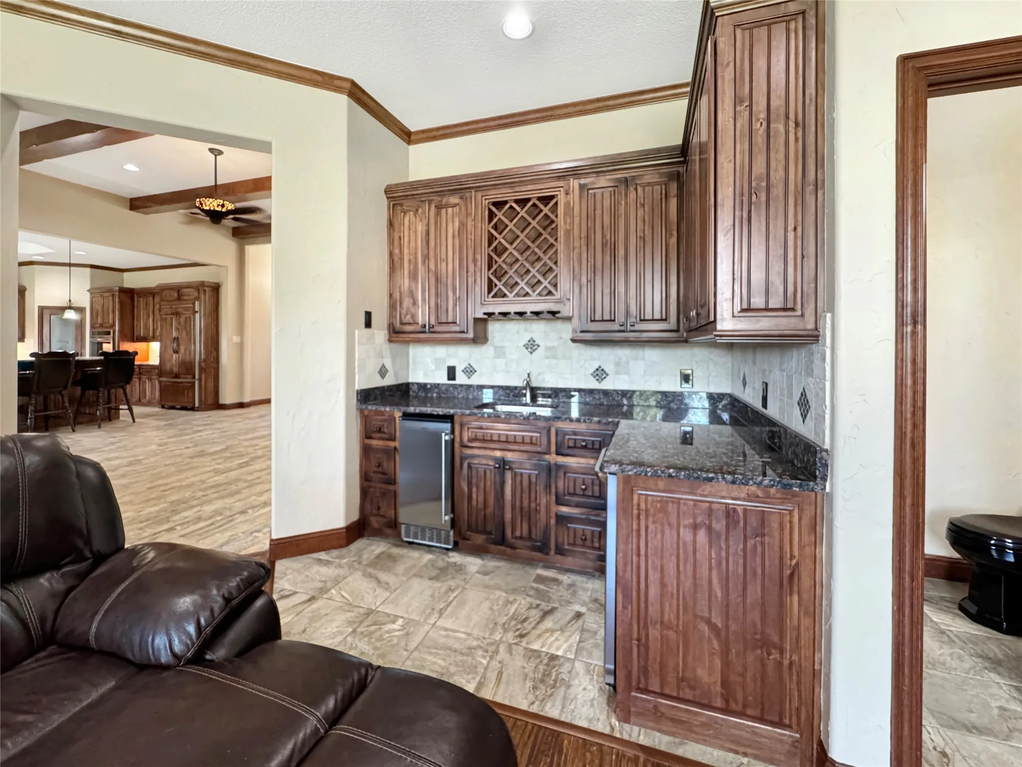 Single Family Residence For Sale in Johnson County , 6509 Ladybank Court W, Cleburne, Texas 76033, 3 Bedroom, 3 Bathroom, 3 Garage spaces, 3,009 Sqft, built in 2012, mls#21386622, Real Estate Agent in Cleburne, Homes For Sale in Johnson county, Homes For Sale in Cleburne, Realtor in Cleburne Texas, Real Estate Brokerage Independent Realty Texas, Luminita Cordes Realtor