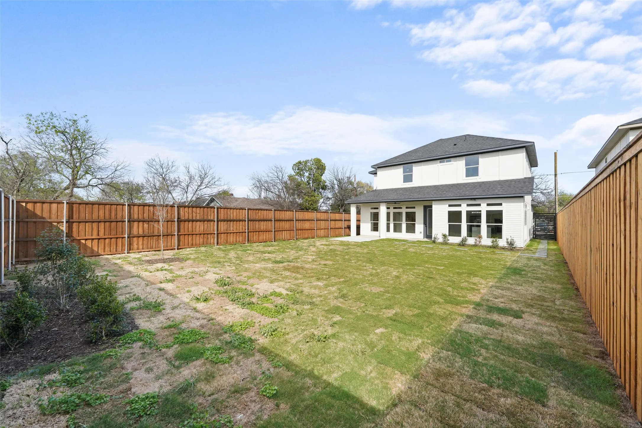 Single Family Residence For Sale in Dallas County , 703 Buckalew Street, Dallas, Texas 75208, 4 Bedroom, 3 Bathroom, 2 Garage spaces, 2,700 Sqft, built in 2026, mls#21386627, Real Estate Agent in Dallas, Homes For Sale in Dallas county, Homes For Sale in Dallas, Realtor in Dallas Texas, Real Estate Brokerage Independent Realty Texas, Luminita Cordes Realtor