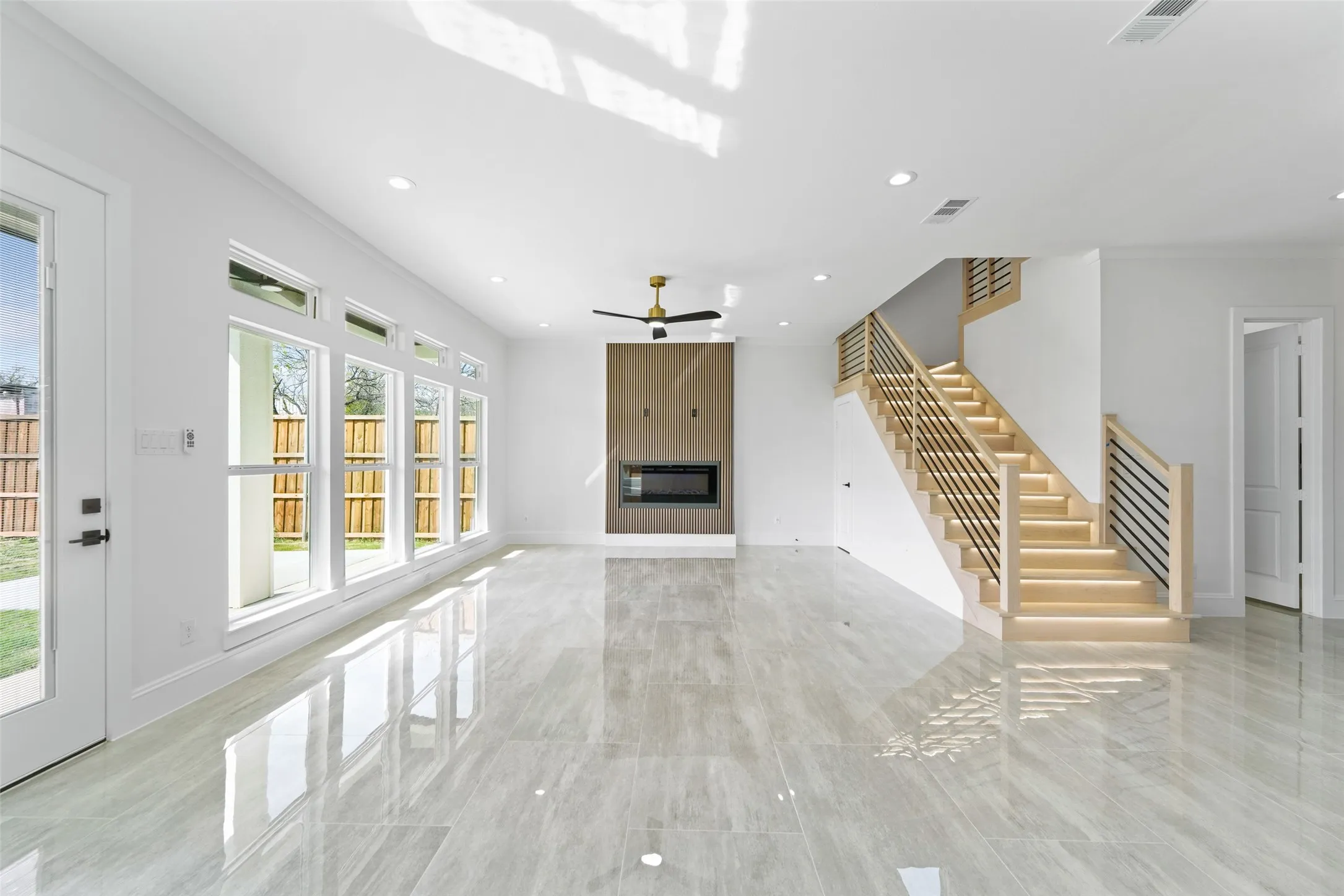 Single Family Residence For Sale in Dallas County , 703 Buckalew Street, Dallas, Texas 75208, 4 Bedroom, 3 Bathroom, 2 Garage spaces, 2,700 Sqft, built in 2026, mls#21386627, Real Estate Agent in Dallas, Homes For Sale in Dallas county, Homes For Sale in Dallas, Realtor in Dallas Texas, Real Estate Brokerage Independent Realty Texas, Luminita Cordes Realtor