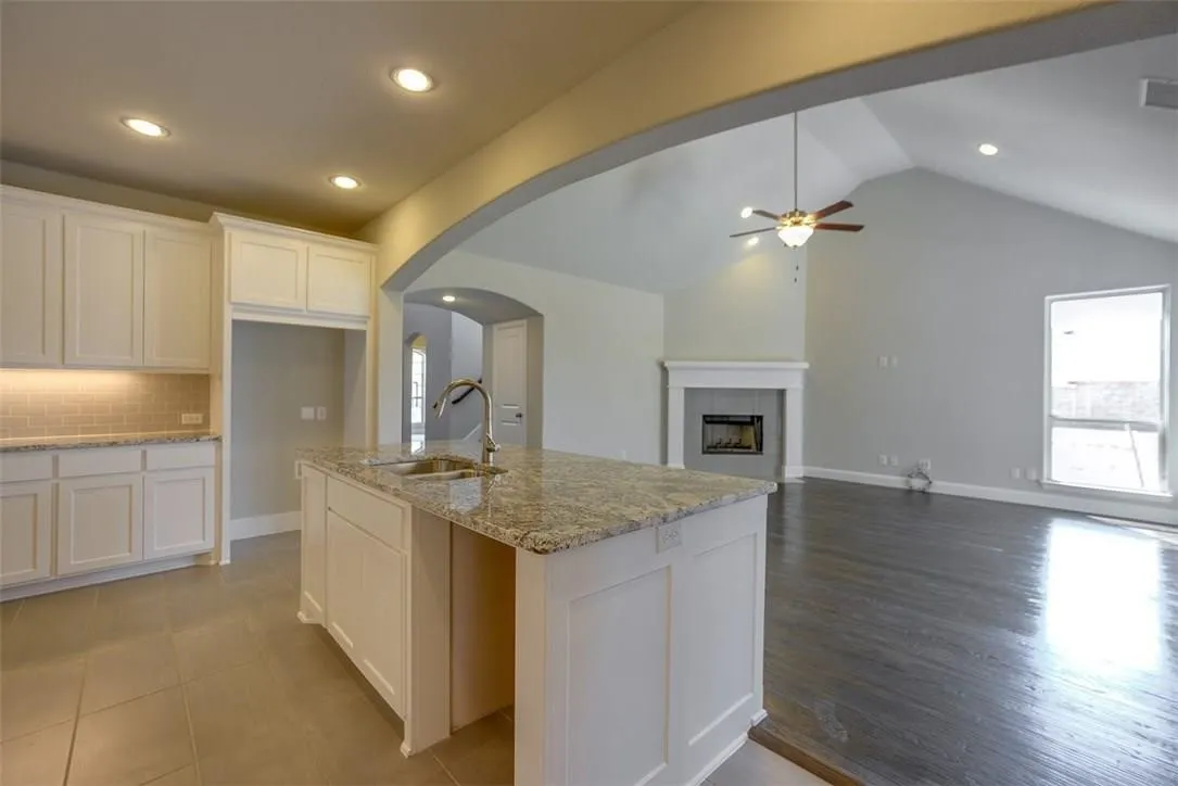Single Family Residence For Rent in Collin County , 1500 Cherry Blossom Lane, Celina, Texas 75078, 4 Bedroom, 4 Bathroom, 2 Garage spaces, 2,722 Sqft, built in 2017, mls#21386634, Real Estate Agent in Celina, Homes For Rent in Collin county, Homes For Rent in Celina, Realtor in Celina Texas, Real Estate Brokerage Independent Realty Texas, Luminita Cordes Realtor