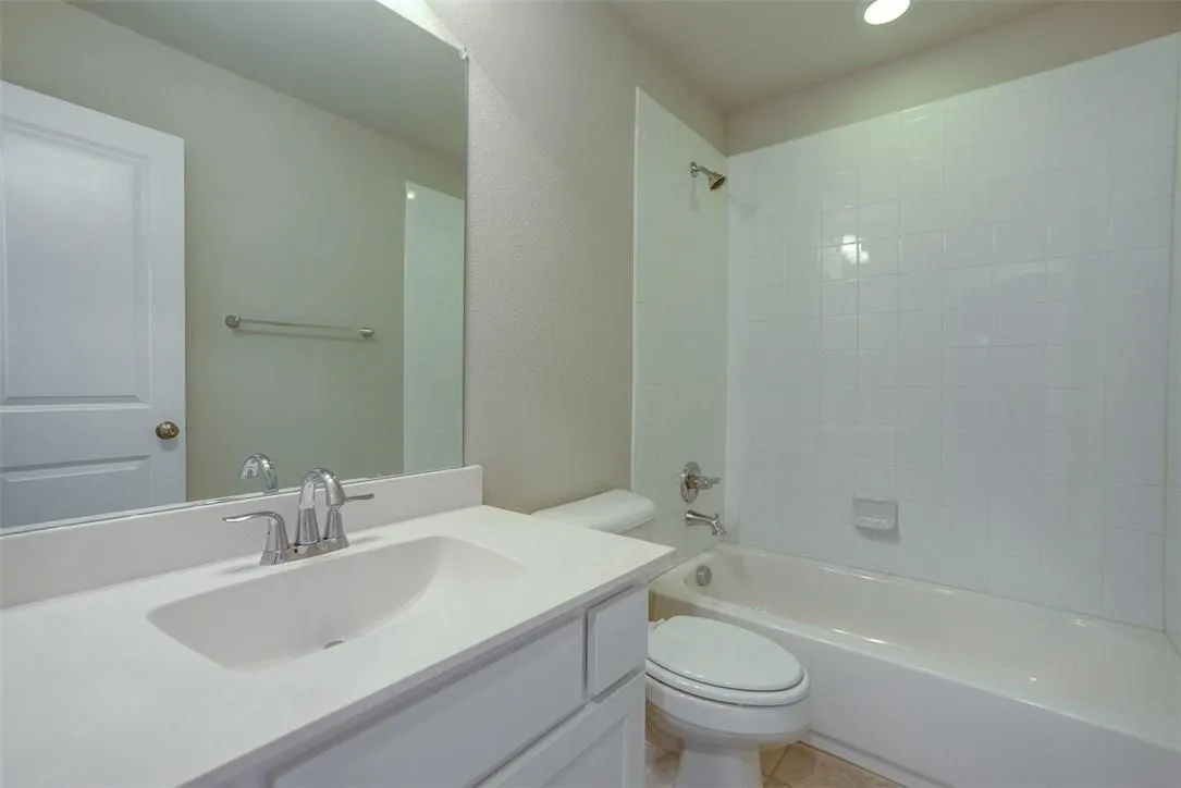Single Family Residence For Rent in Collin County , 1500 Cherry Blossom Lane, Celina, Texas 75078, 4 Bedroom, 4 Bathroom, 2 Garage spaces, 2,722 Sqft, built in 2017, mls#21386634, Real Estate Agent in Celina, Homes For Rent in Collin county, Homes For Rent in Celina, Realtor in Celina Texas, Real Estate Brokerage Independent Realty Texas, Luminita Cordes Realtor