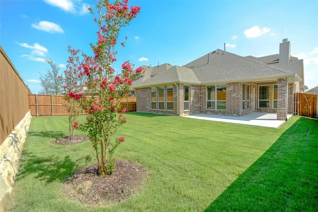 Single Family Residence For Rent in Collin County , 1500 Cherry Blossom Lane, Celina, Texas 75078, 4 Bedroom, 4 Bathroom, 2 Garage spaces, 2,722 Sqft, built in 2017, mls#21386634, Real Estate Agent in Celina, Homes For Rent in Collin county, Homes For Rent in Celina, Realtor in Celina Texas, Real Estate Brokerage Independent Realty Texas, Luminita Cordes Realtor