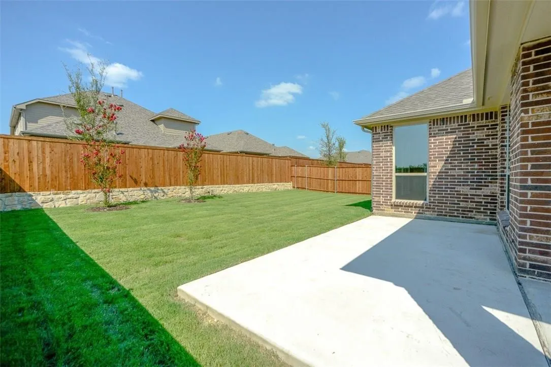 Single Family Residence For Rent in Collin County , 1500 Cherry Blossom Lane, Celina, Texas 75078, 4 Bedroom, 4 Bathroom, 2 Garage spaces, 2,722 Sqft, built in 2017, mls#21386634, Real Estate Agent in Celina, Homes For Rent in Collin county, Homes For Rent in Celina, Realtor in Celina Texas, Real Estate Brokerage Independent Realty Texas, Luminita Cordes Realtor