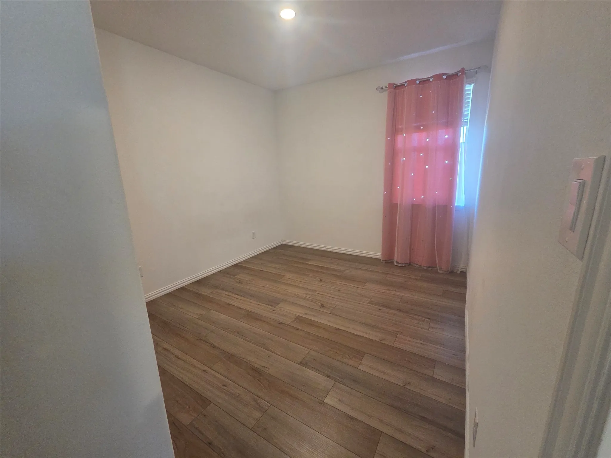 Single Family Residence For Sale in Collin County , 3300 Cardinal Flower Place, Mc Kinney, Texas 75071, 4 Bedroom, 2 Bathroom, 2 Garage spaces, 2,010 Sqft, built in 2022, mls#21386636, Real Estate Agent in Mc Kinney, Homes For Sale in Collin county, Homes For Sale in Mc Kinney, Realtor in Mc Kinney Texas, Real Estate Brokerage Independent Realty Texas, Luminita Cordes Realtor