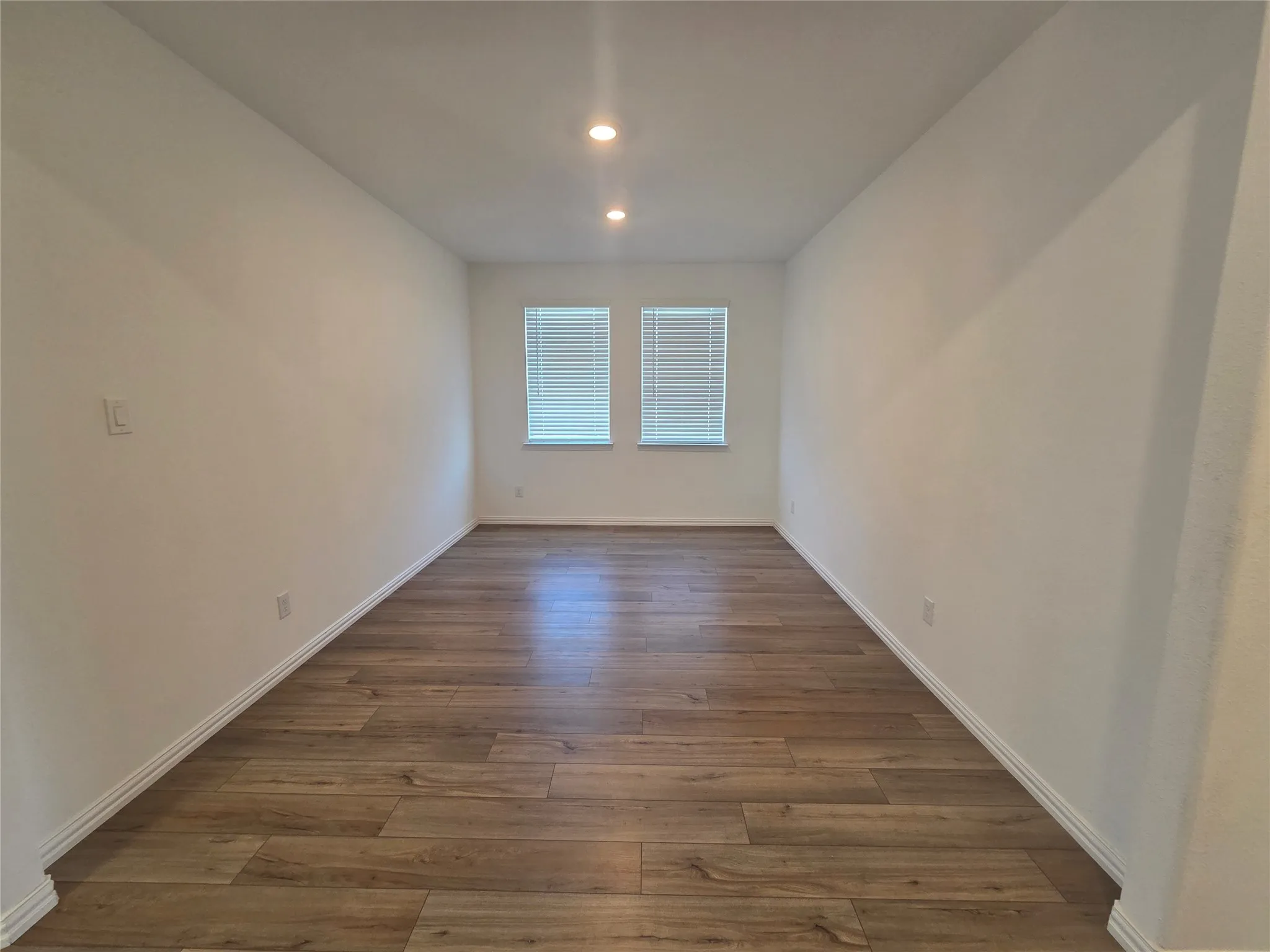Single Family Residence For Sale in Collin County , 3300 Cardinal Flower Place, Mc Kinney, Texas 75071, 4 Bedroom, 2 Bathroom, 2 Garage spaces, 2,010 Sqft, built in 2022, mls#21386636, Real Estate Agent in Mc Kinney, Homes For Sale in Collin county, Homes For Sale in Mc Kinney, Realtor in Mc Kinney Texas, Real Estate Brokerage Independent Realty Texas, Luminita Cordes Realtor