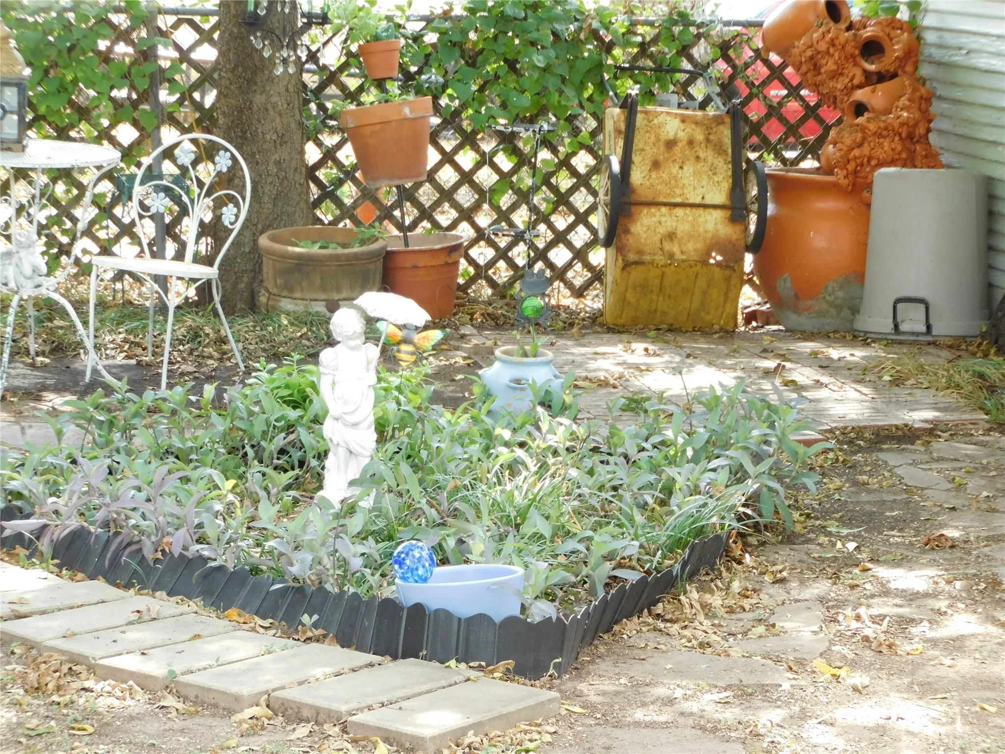 Back yard courtyard