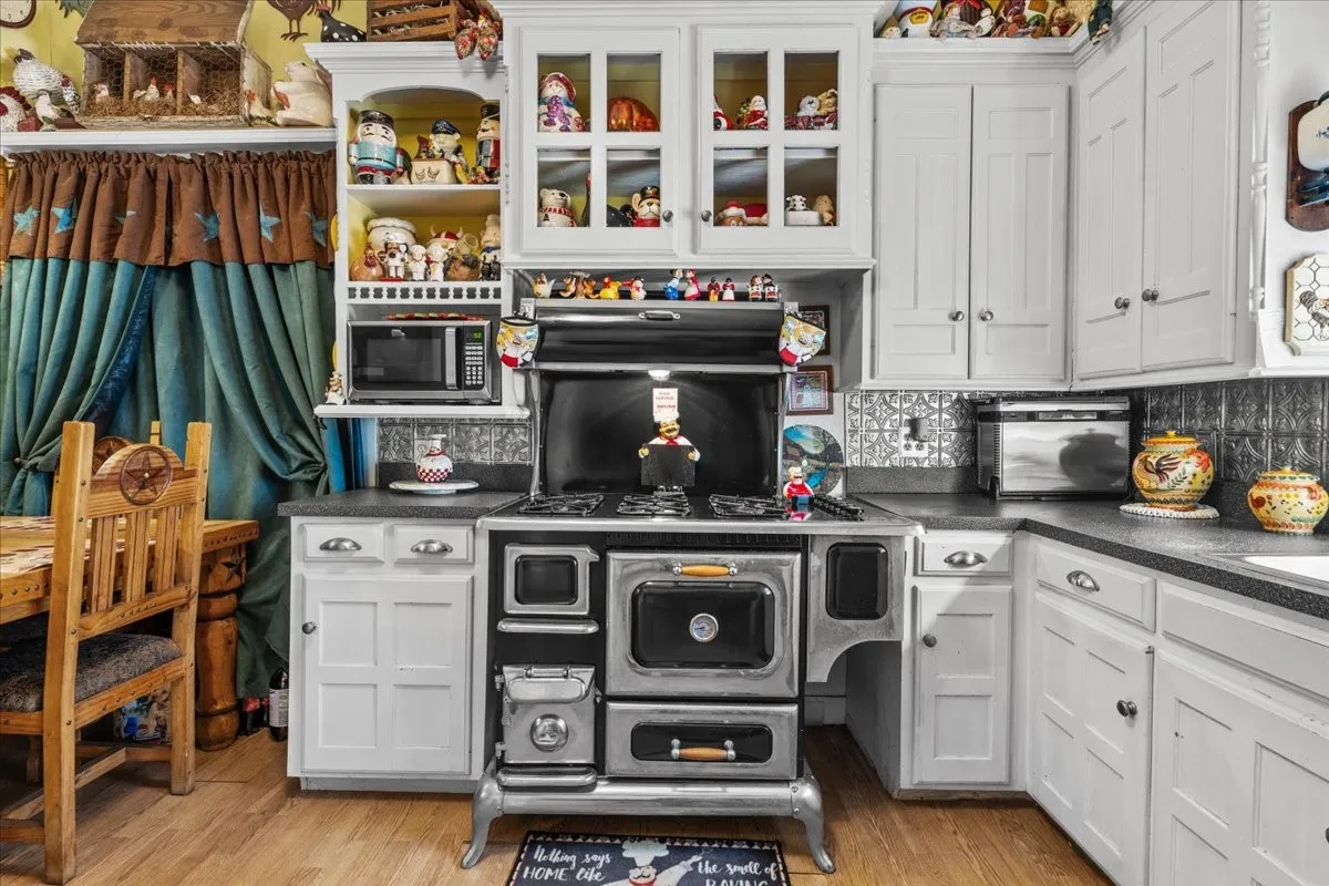 reproduction electric stove/oven