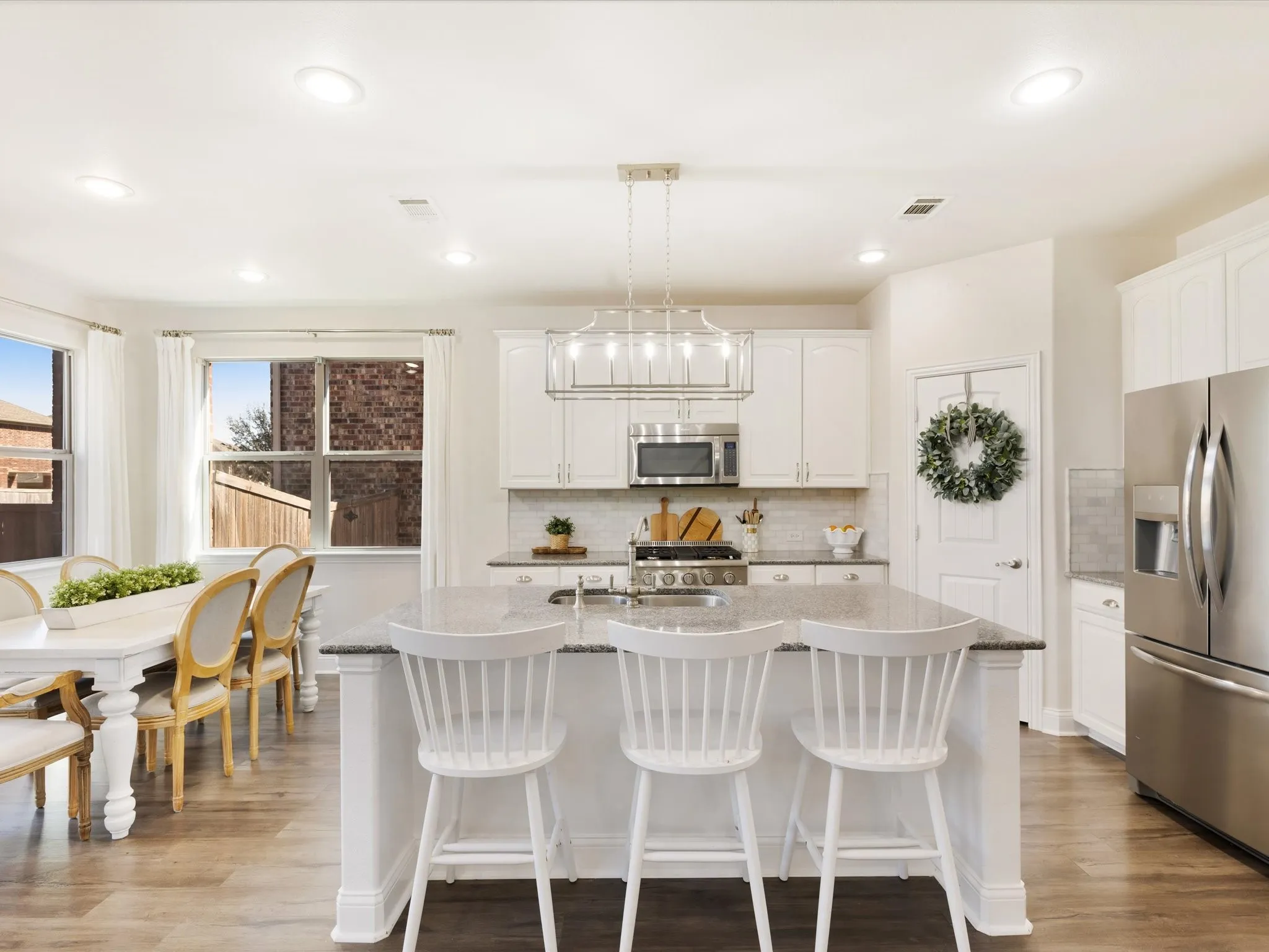 Single Family Residence For Sale in Collin County , 3916 Brook Wood Drive, Mc Kinney, Texas 75071, 5 Bedroom, 3 Bathroom, 2 Garage spaces, 3,228 Sqft, built in 2012, mls#21381790, Real Estate Agent in Mc Kinney, Homes For Sale in Collin county, Homes For Sale in Mc Kinney, Realtor in Mc Kinney Texas, Real Estate Brokerage Independent Realty Texas, Luminita Cordes Realtor
