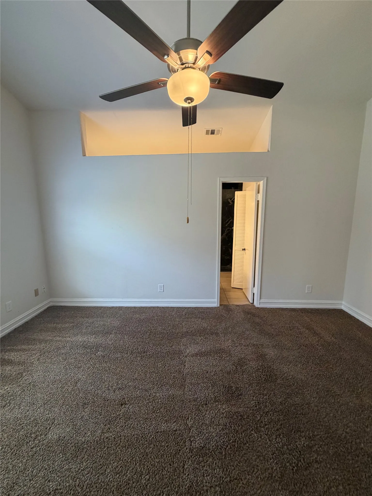 Single Family Residence For Sale in Denton County , 6808 Younger Drive, The Colony, Texas 75056, 3 Bedroom, 2 Bathroom, 2 Garage spaces, 1,575 Sqft, built in 1985, mls#21386642, Real Estate Agent in The Colony, Homes For Sale in Denton county, Homes For Sale in The Colony, Realtor in The Colony Texas, Real Estate Brokerage Independent Realty Texas, Luminita Cordes Realtor