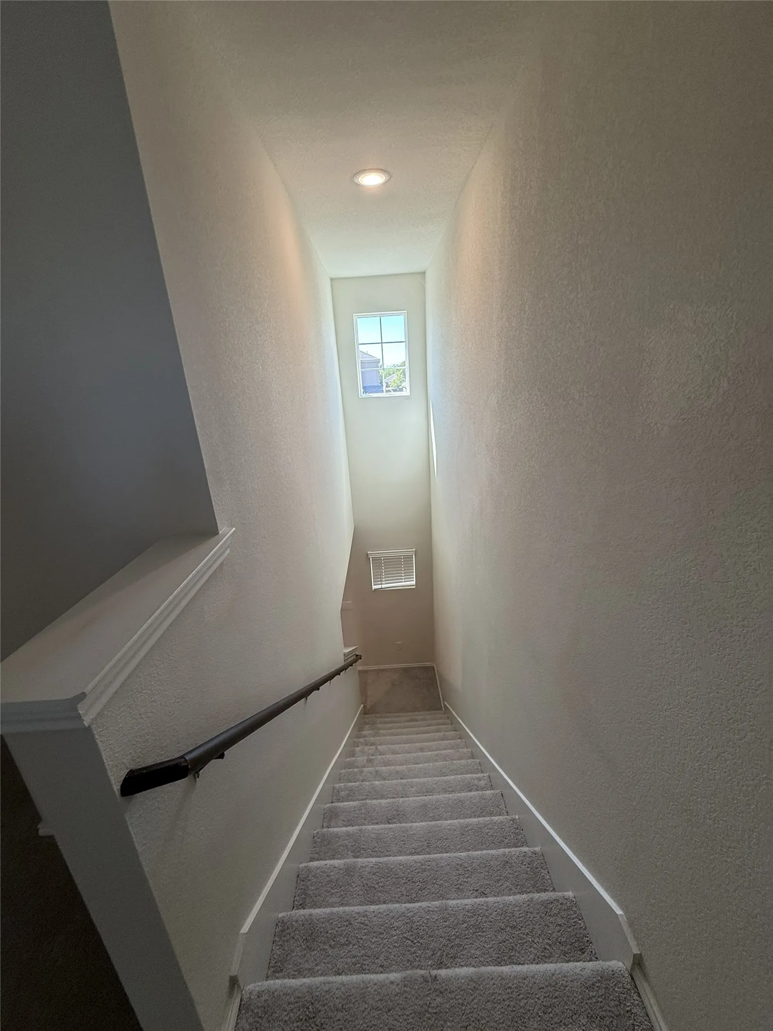 Single Family Residence For Rent in Collin County , 857 Ozark Path, Princeton, Texas 75407, 4 Bedroom, 3 Bathroom, 2 Garage spaces, 2,419 Sqft, built in 2022, mls#21386644, Real Estate Agent in Princeton, Homes For Rent in Collin county, Homes For Rent in Princeton, Realtor in Princeton Texas, Real Estate Brokerage Independent Realty Texas, Luminita Cordes Realtor
