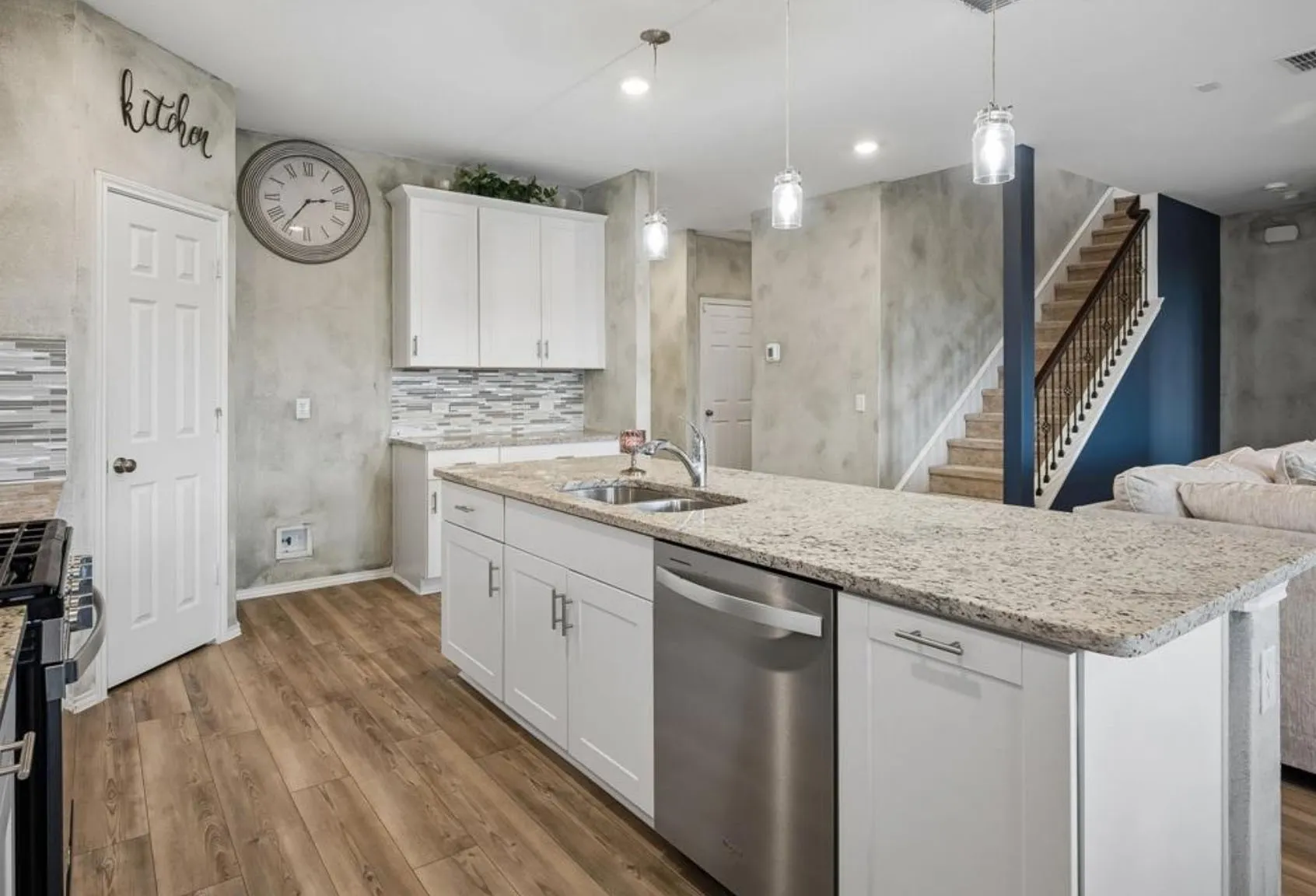 Single Family Residence For Sale in Collin County , 814 Marigold Street, Princeton, Texas 75407, 4 Bedroom, 3 Bathroom, 2 Garage spaces, 3,033 Sqft, built in 2024, mls#21386646, Real Estate Agent in Princeton, Homes For Sale in Collin county, Homes For Sale in Princeton, Realtor in Princeton Texas, Real Estate Brokerage Independent Realty Texas, Luminita Cordes Realtor