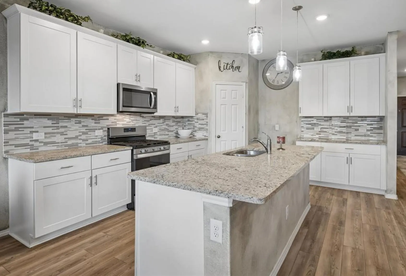 Single Family Residence For Sale in Collin County , 814 Marigold Street, Princeton, Texas 75407, 4 Bedroom, 3 Bathroom, 2 Garage spaces, 3,033 Sqft, built in 2024, mls#21386646, Real Estate Agent in Princeton, Homes For Sale in Collin county, Homes For Sale in Princeton, Realtor in Princeton Texas, Real Estate Brokerage Independent Realty Texas, Luminita Cordes Realtor