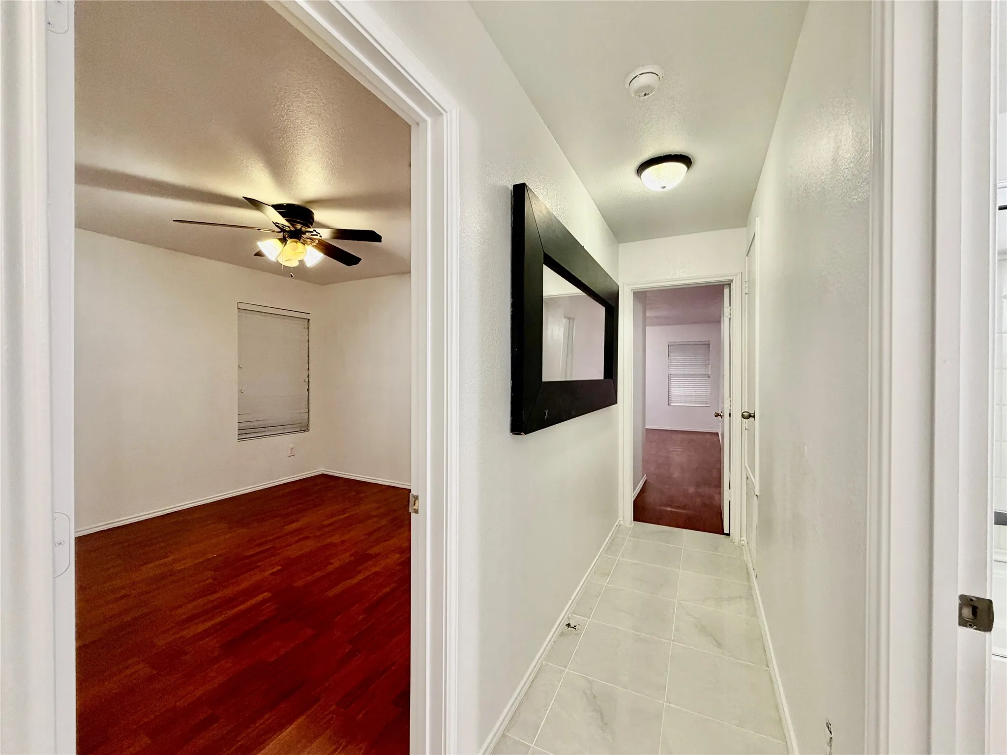 Single Family Residence For Rent in Tarrant County , 8107 Stowe Springs Lane, Arlington, Texas 76002, 3 Bedroom, 2 Bathroom, 2 Garage spaces, 1,673 Sqft, built in 2007, mls#21386598, Real Estate Agent in Arlington, Homes For Rent in Tarrant county, Homes For Rent in Arlington, Realtor in Arlington Texas, Real Estate Brokerage Independent Realty Texas, Luminita Cordes Realtor