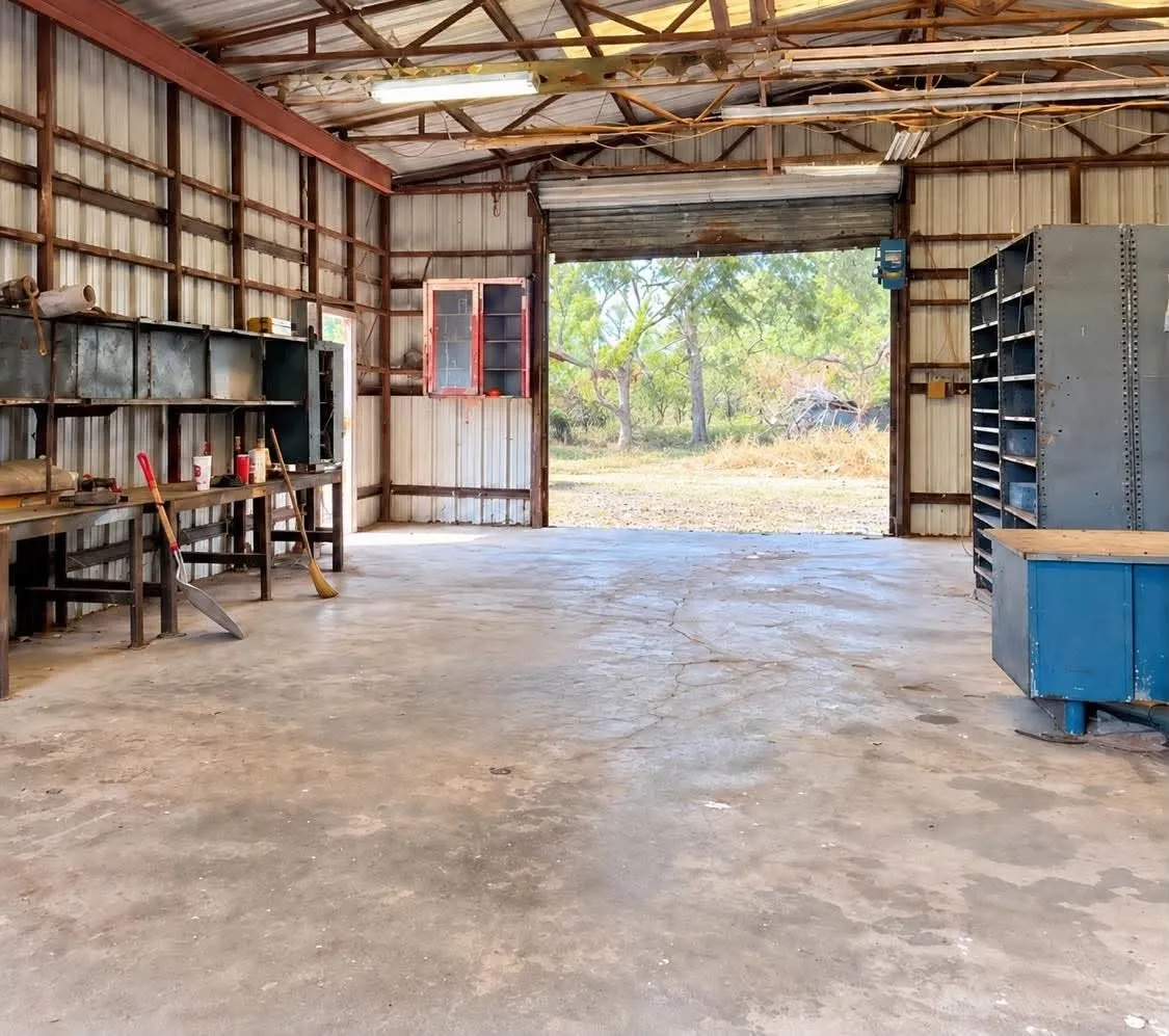 Improved Land For Sale in Mc Lennan County , 1438 Hurst Road, Axtell, Texas 76624, 0, 0, Garage spaces, 0 Sqft, built in 0, mls#21386652, Real Estate Agent in Axtell, Homes For Sale in Mc Lennan county, Homes For Sale in Axtell, Realtor in Axtell Texas, Real Estate Brokerage Independent Realty Texas, Luminita Cordes Realtor