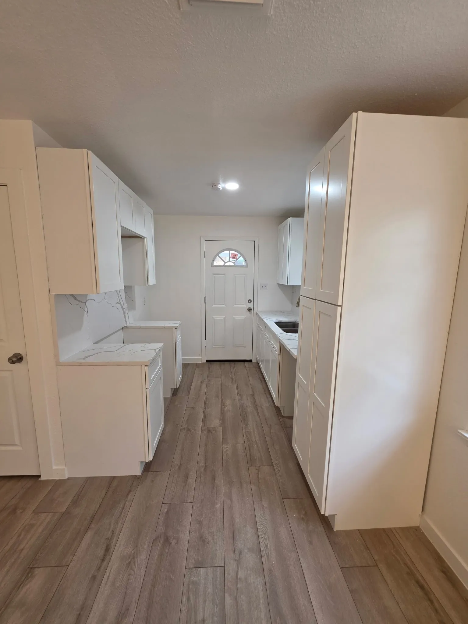 Single Family Residence For Sale in Denton County , 3522 Valley View Road, Denton, Texas 76209, 3 Bedroom, 2 Bathroom, Garage spaces, 1,507 Sqft, built in 1968, mls#21380802, Real Estate Agent in Denton, Homes For Sale in Denton county, Homes For Sale in Denton, Realtor in Denton Texas, Real Estate Brokerage Independent Realty Texas, Luminita Cordes Realtor