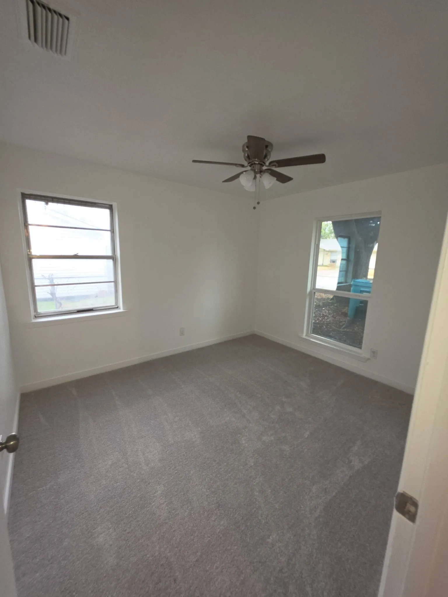 Single Family Residence For Sale in Denton County , 3522 Valley View Road, Denton, Texas 76209, 3 Bedroom, 2 Bathroom, Garage spaces, 1,507 Sqft, built in 1968, mls#21380802, Real Estate Agent in Denton, Homes For Sale in Denton county, Homes For Sale in Denton, Realtor in Denton Texas, Real Estate Brokerage Independent Realty Texas, Luminita Cordes Realtor