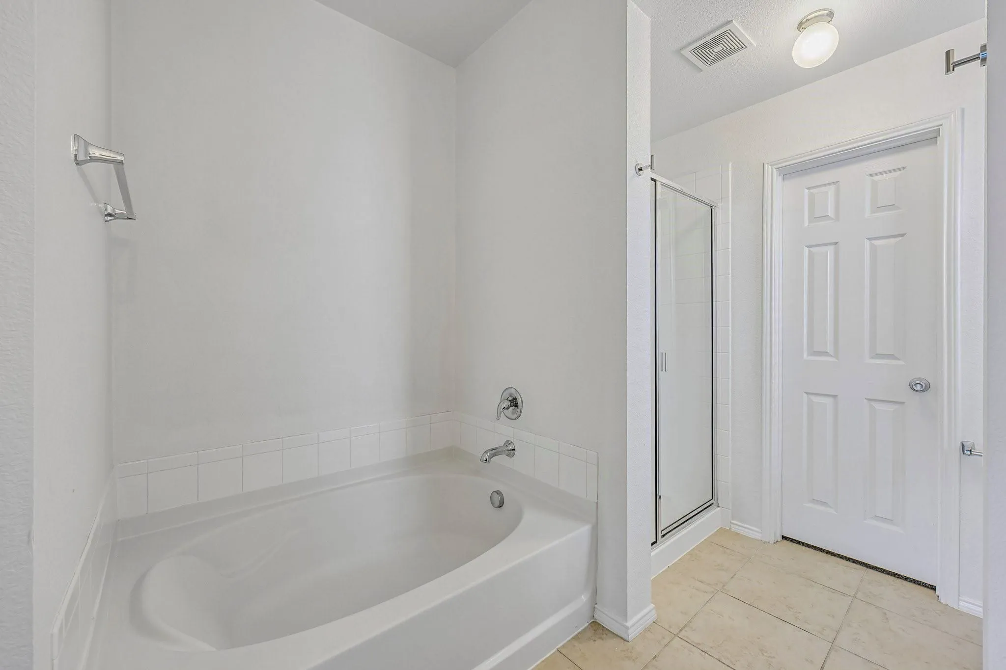 Single Family Residence For Rent in Collin County , 512 Stableford Street, Celina, Texas 75009, 4 Bedroom, 3 Bathroom, 2 Garage spaces, 2,123 Sqft, built in 2015, mls#21386654, Real Estate Agent in Celina, Homes For Rent in Collin county, Homes For Rent in Celina, Realtor in Celina Texas, Real Estate Brokerage Independent Realty Texas, Luminita Cordes Realtor