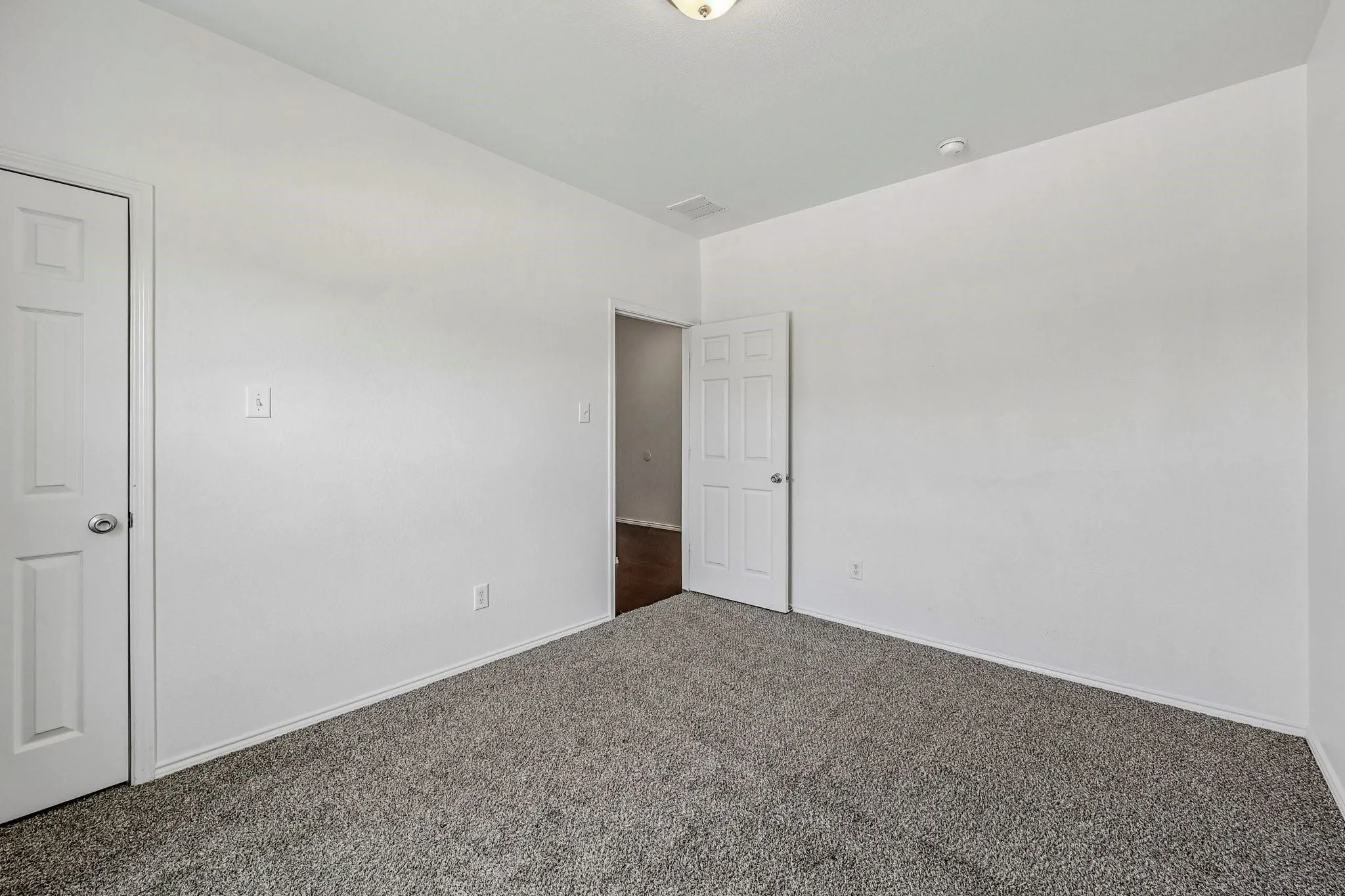 Single Family Residence For Rent in Collin County , 512 Stableford Street, Celina, Texas 75009, 4 Bedroom, 3 Bathroom, 2 Garage spaces, 2,123 Sqft, built in 2015, mls#21386654, Real Estate Agent in Celina, Homes For Rent in Collin county, Homes For Rent in Celina, Realtor in Celina Texas, Real Estate Brokerage Independent Realty Texas, Luminita Cordes Realtor