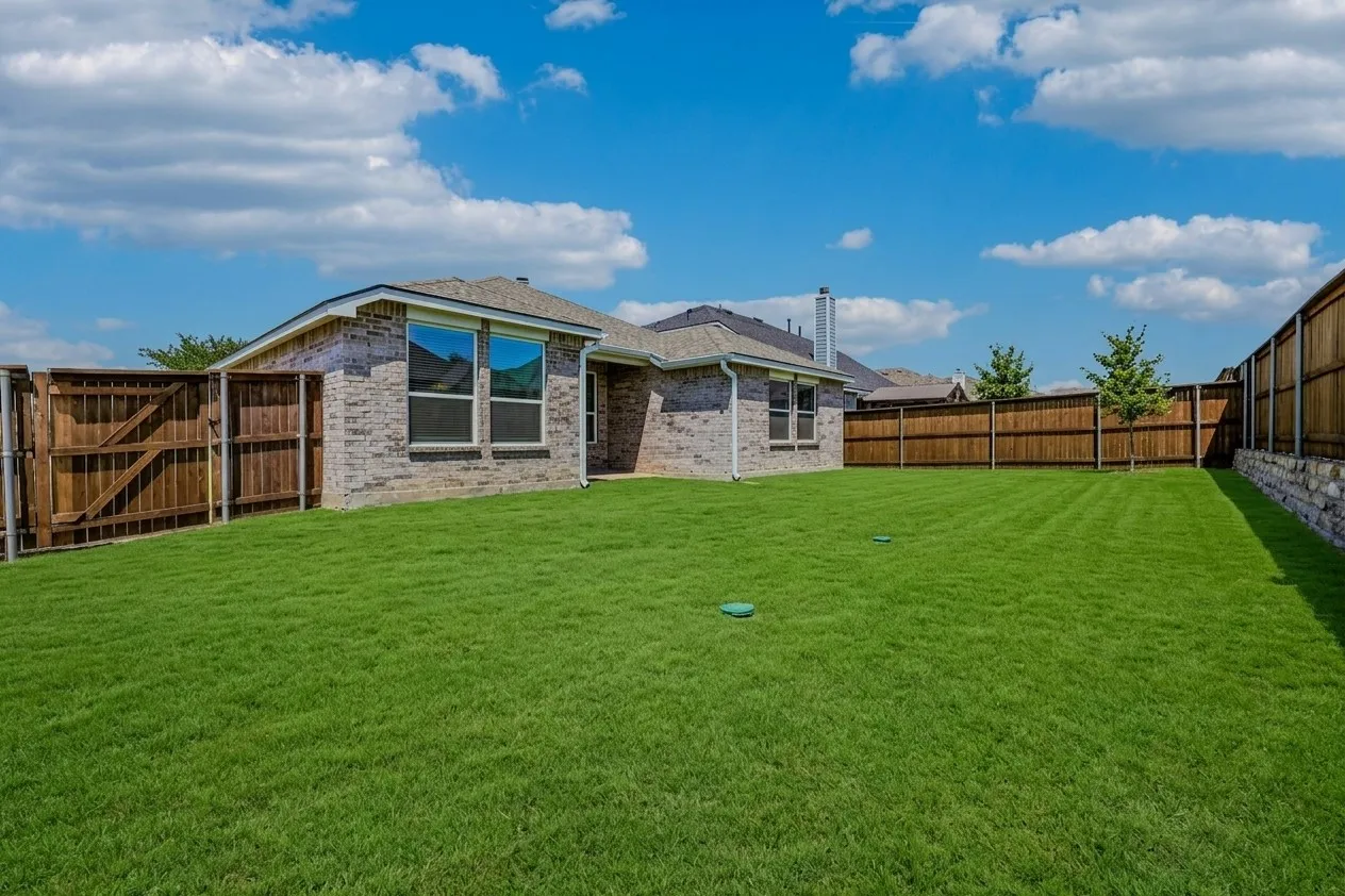 Single Family Residence For Rent in Collin County , 512 Stableford Street, Celina, Texas 75009, 4 Bedroom, 3 Bathroom, 2 Garage spaces, 2,123 Sqft, built in 2015, mls#21386654, Real Estate Agent in Celina, Homes For Rent in Collin county, Homes For Rent in Celina, Realtor in Celina Texas, Real Estate Brokerage Independent Realty Texas, Luminita Cordes Realtor