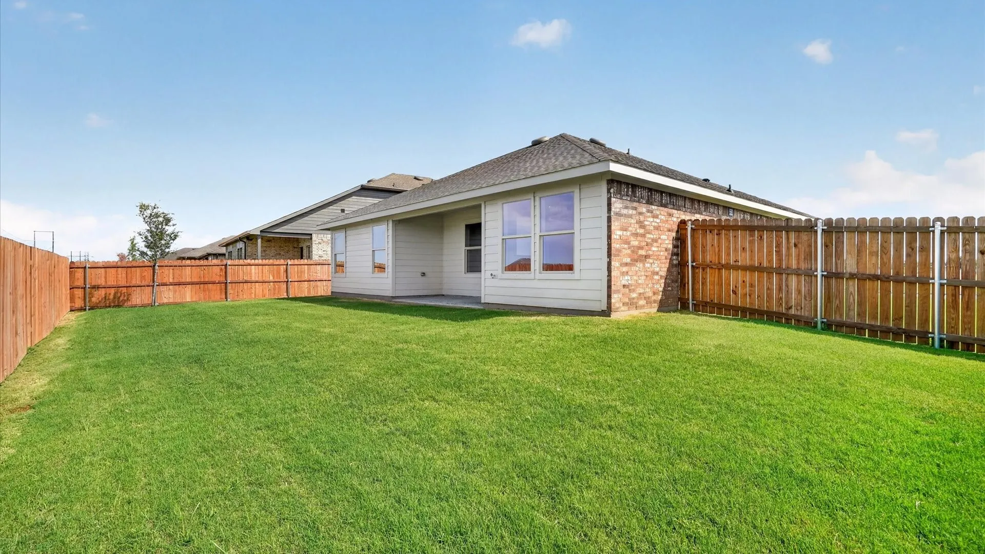 Single Family Residence For Sale in Johnson County , 1020 BOLL WEEVIL Drive, Cleburne, Texas 76031, 3 Bedroom, 2 Bathroom, 2 Garage spaces, 1,451 Sqft, built in 2026, mls#21386002, Real Estate Agent in Cleburne, Homes For Sale in Johnson county, Homes For Sale in Cleburne, Realtor in Cleburne Texas, Real Estate Brokerage Independent Realty Texas, Luminita Cordes Realtor