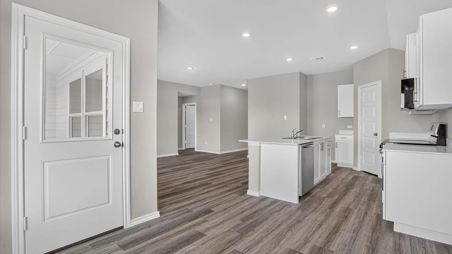 Single Family Residence For Sale in Johnson County , 1020 BOLL WEEVIL Drive, Cleburne, Texas 76031, 3 Bedroom, 2 Bathroom, 2 Garage spaces, 1,451 Sqft, built in 2026, mls#21386002, Real Estate Agent in Cleburne, Homes For Sale in Johnson county, Homes For Sale in Cleburne, Realtor in Cleburne Texas, Real Estate Brokerage Independent Realty Texas, Luminita Cordes Realtor
