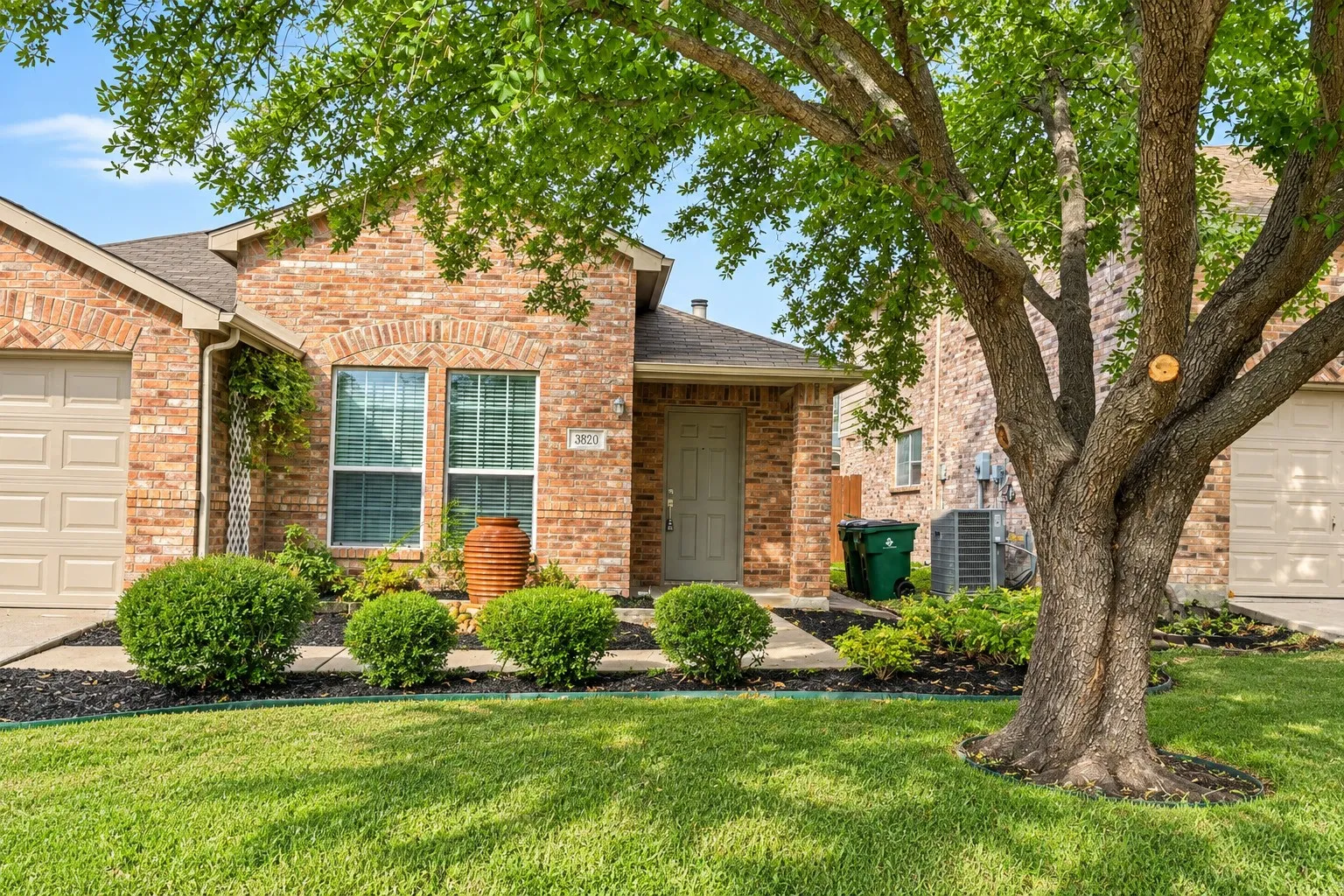 Single Family Residence For Rent in Collin County , 3320 Truman Street, Mc Kinney, Texas 75071, 3 Bedroom, 2 Bathroom, 1 Garage spaces, 1,787 Sqft, built in 2003, mls#21386655, Real Estate Agent in Mc Kinney, Homes For Rent in Collin county, Homes For Rent in Mc Kinney, Realtor in Mc Kinney Texas, Real Estate Brokerage Independent Realty Texas, Luminita Cordes Realtor