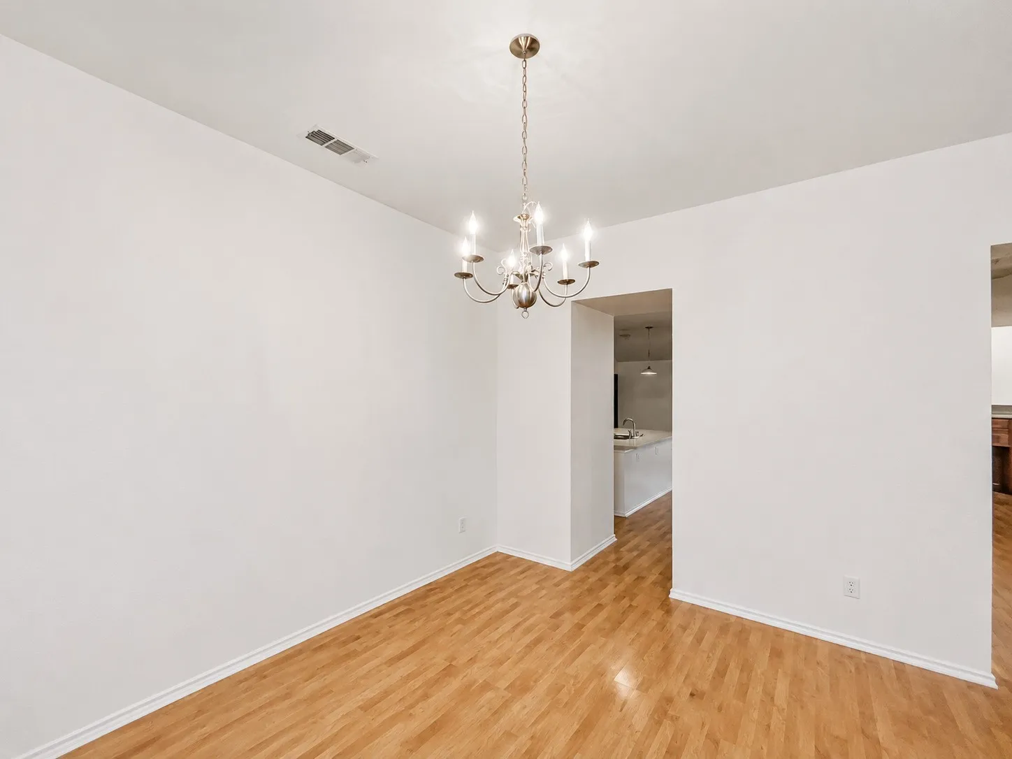 Single Family Residence For Rent in Collin County , 3320 Truman Street, Mc Kinney, Texas 75071, 3 Bedroom, 2 Bathroom, 1 Garage spaces, 1,787 Sqft, built in 2003, mls#21386655, Real Estate Agent in Mc Kinney, Homes For Rent in Collin county, Homes For Rent in Mc Kinney, Realtor in Mc Kinney Texas, Real Estate Brokerage Independent Realty Texas, Luminita Cordes Realtor