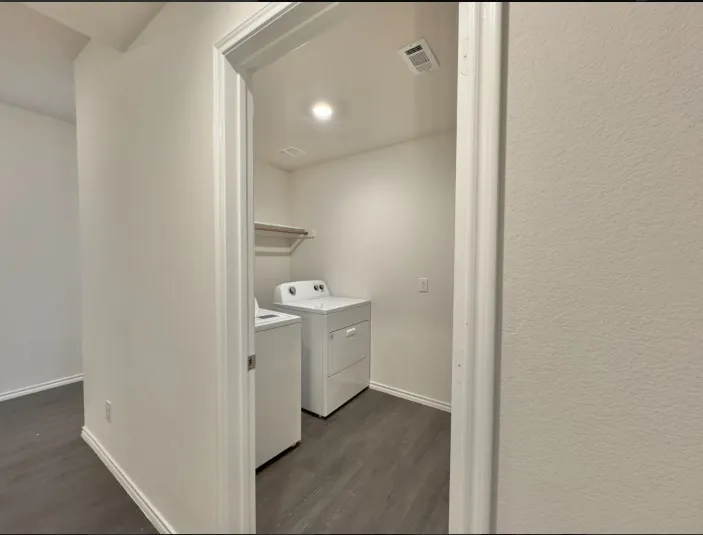 Single Family Residence For Rent in Denton County , 11333 Pecan Creek, Providence Village, Texas 76227, 4 Bedroom, 2 Bathroom, 1 Garage spaces, 1,840 Sqft, built in 2022, mls#21386659, Real Estate Agent in Providence Village, Homes For Rent in Denton county, Homes For Rent in Providence Village, Realtor in Providence Village Texas, Real Estate Brokerage Independent Realty Texas, Luminita Cordes Realtor