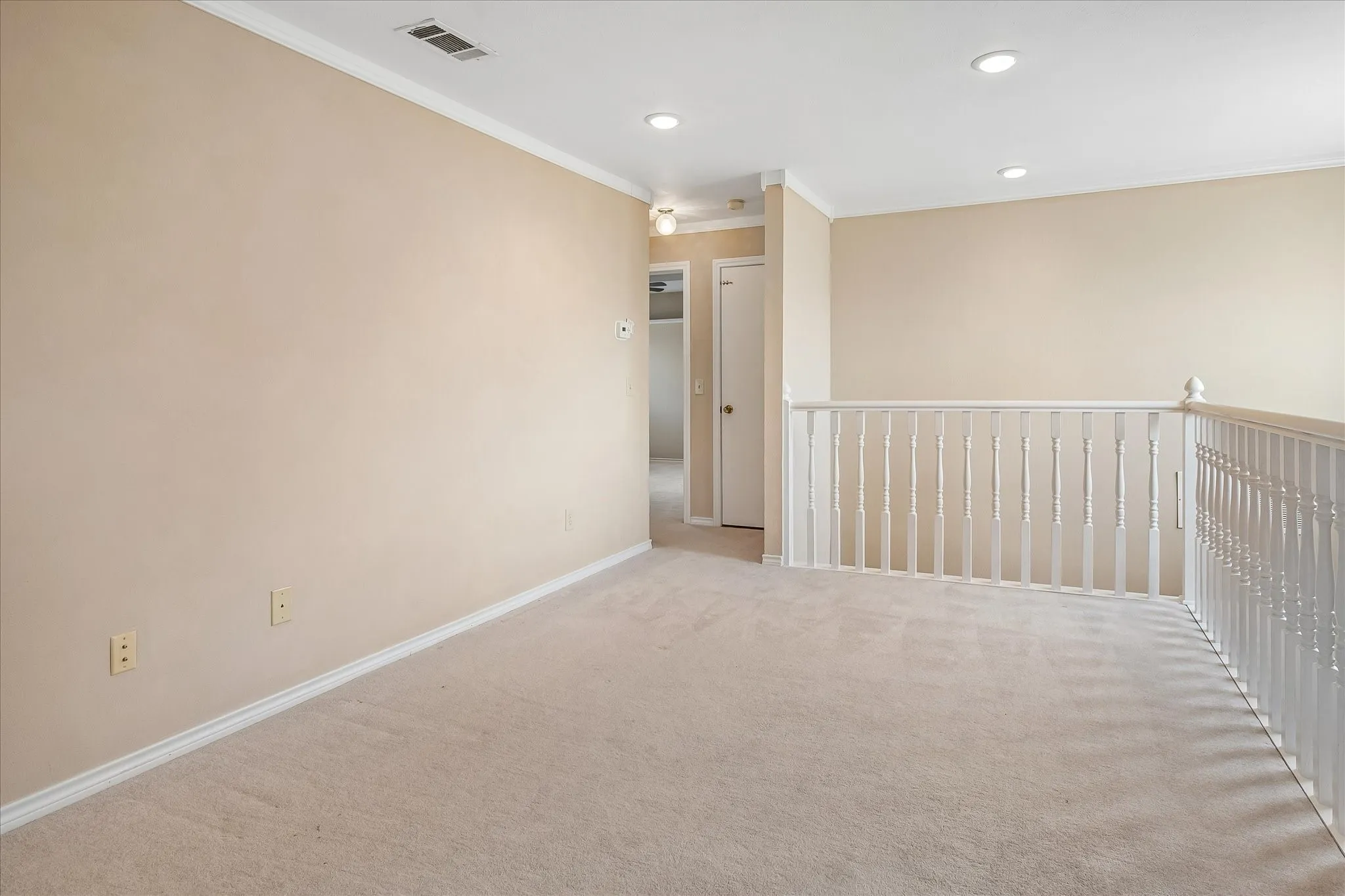 Loft/game​​‌​​​​‌​​‌‌​‌‌​​​‌‌​‌​‌​‌​​​‌​​ room