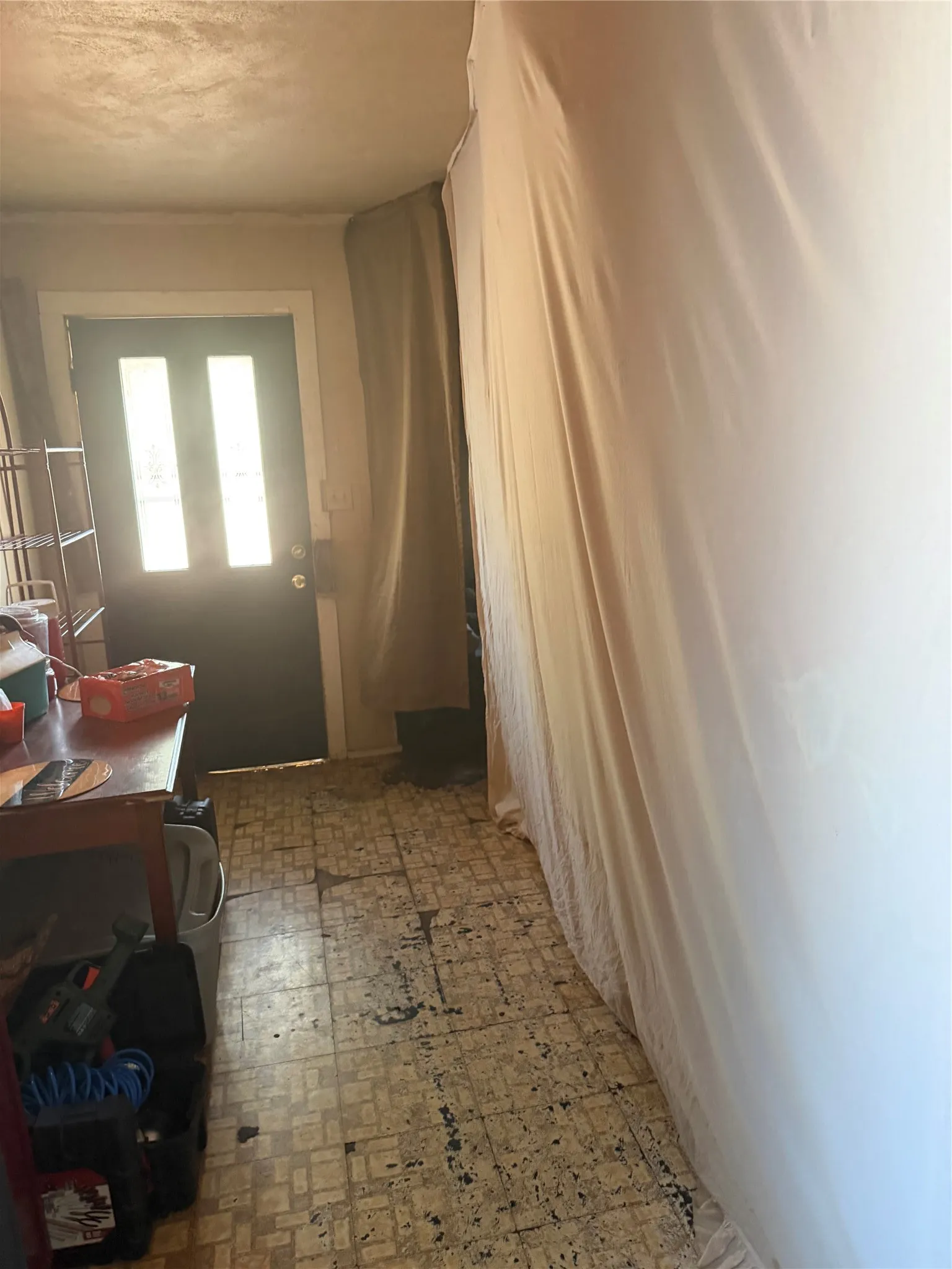 Single Family Residence For Sale in Bowie County , 507 Blanton Avenue, Texarkana, Texas 75501, 3 Bedroom, 1 Bathroom, Garage spaces, 1,058 Sqft, built in 1965, mls#21386670, Real Estate Agent in Texarkana, Homes For Sale in Bowie county, Homes For Sale in Texarkana, Realtor in Texarkana Texas, Real Estate Brokerage Independent Realty Texas, Luminita Cordes Realtor
