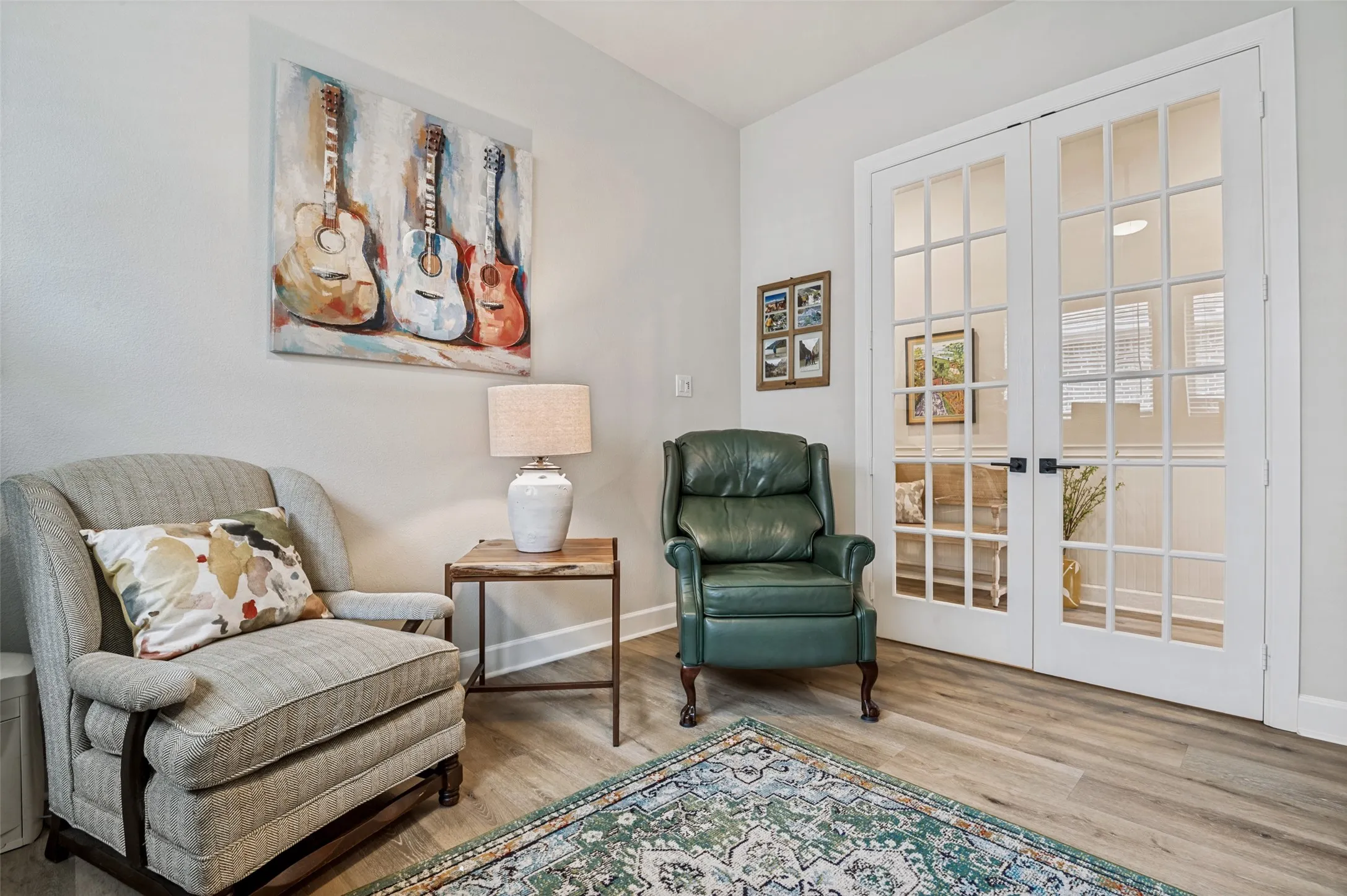 Single Family Residence For Sale in Tarrant County , 4810 Emerald Grove, Arlington, Texas 76005, 2 Bedroom, 2 Bathroom, 2 Garage spaces, 2,250 Sqft, built in 2022, mls#21386676, Real Estate Agent in Arlington, Homes For Sale in Tarrant county, Homes For Sale in Arlington, Realtor in Arlington Texas, Real Estate Brokerage Independent Realty Texas, Luminita Cordes Realtor