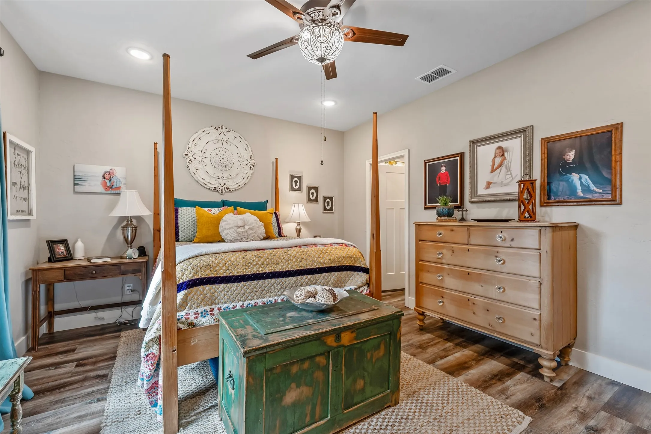 Single Family Residence For Sale in Wood County , 186 Pleasant Hill Lane, Holly Lake Ranch, Texas 75765, 3 Bedroom, 2 Bathroom, 2 Garage spaces, 1,754 Sqft, built in 2021, mls#21385490, Real Estate Agent in Holly Lake Ranch, Homes For Sale in Wood county, Homes For Sale in Holly Lake Ranch, Realtor in Holly Lake Ranch Texas, Real Estate Brokerage Independent Realty Texas, Luminita Cordes Realtor