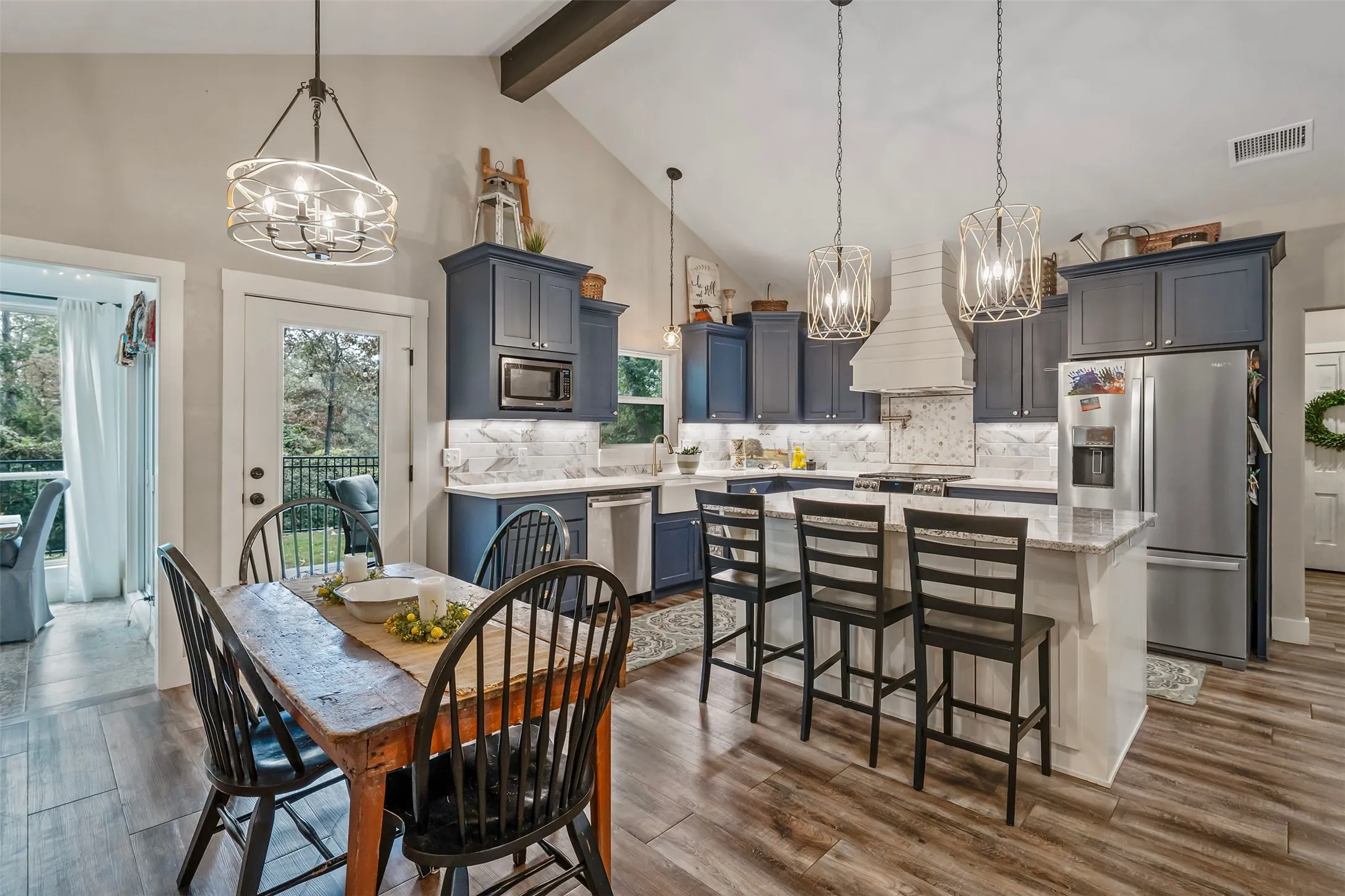 Single Family Residence For Sale in Wood County , 186 Pleasant Hill Lane, Holly Lake Ranch, Texas 75765, 3 Bedroom, 2 Bathroom, 2 Garage spaces, 1,754 Sqft, built in 2021, mls#21385490, Real Estate Agent in Holly Lake Ranch, Homes For Sale in Wood county, Homes For Sale in Holly Lake Ranch, Realtor in Holly Lake Ranch Texas, Real Estate Brokerage Independent Realty Texas, Luminita Cordes Realtor